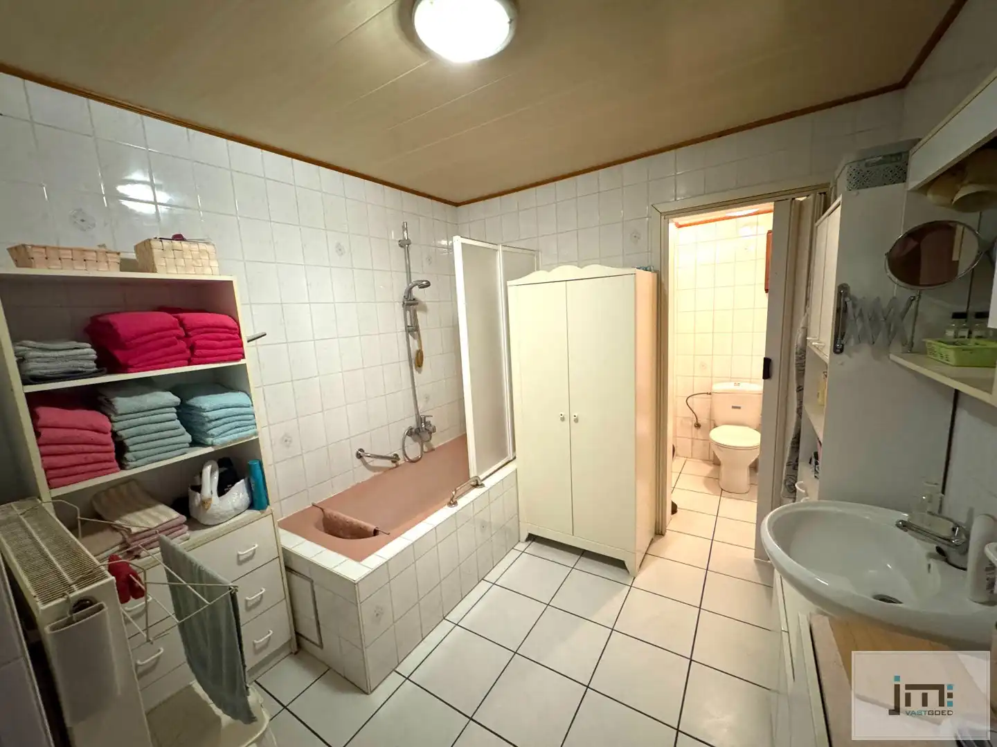 Charmante gezinswoning met tuin nabij centrum Borgloon foto 8