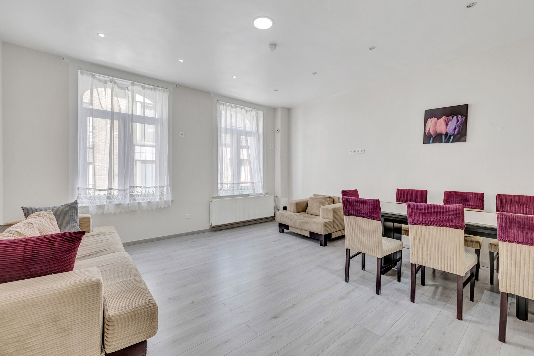 Instapklare handelsruimte met ruim triplex appartement  foto 3