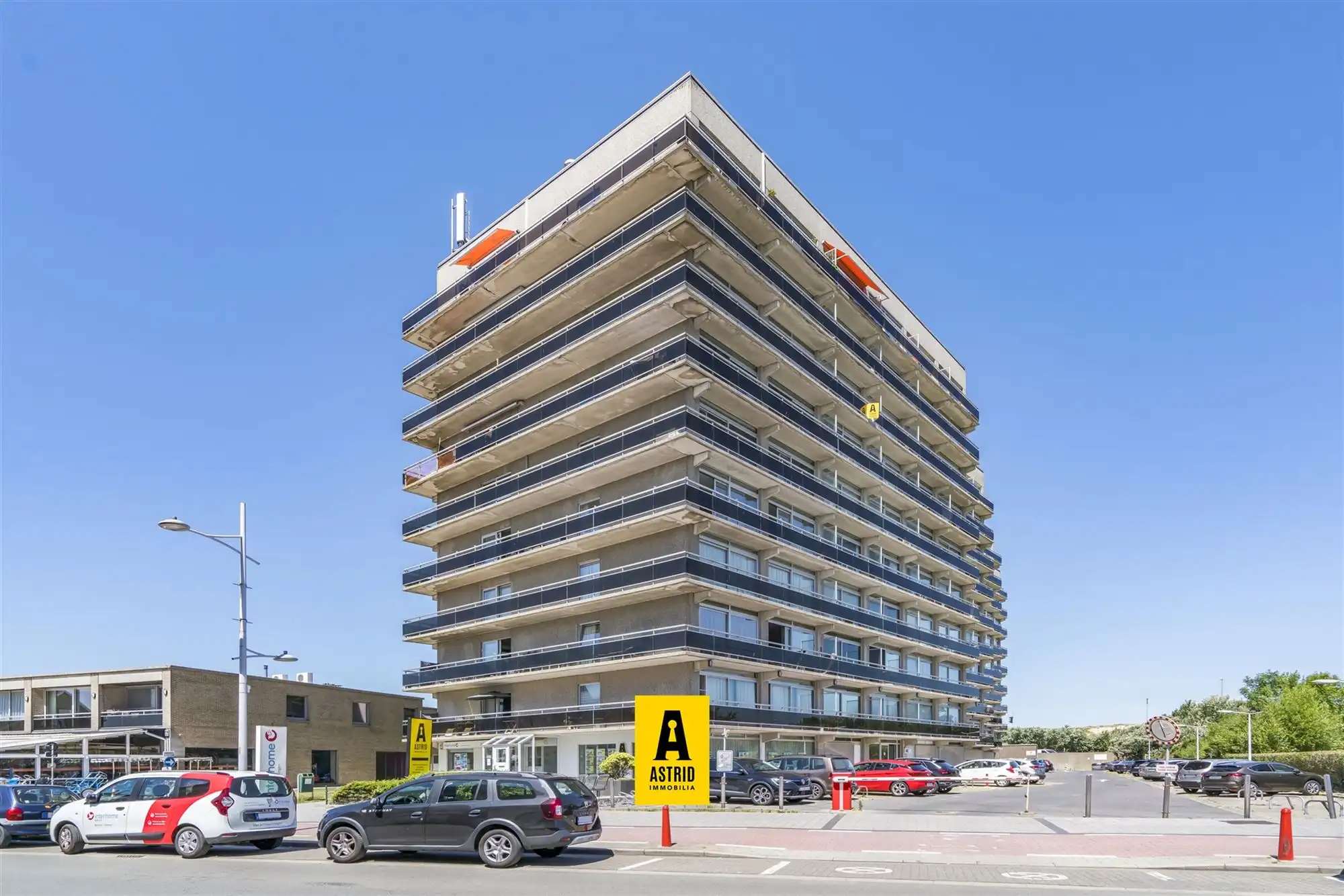 Ruim en zonnig appartement aan zee! foto {{pictureIndex}}