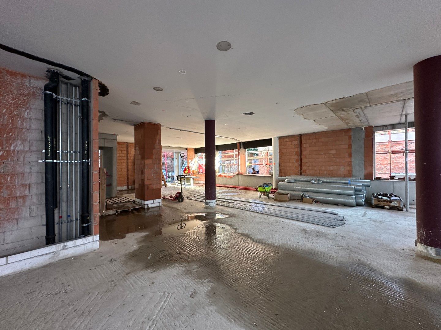 NIEUWBOUW COMMERCIËLE UNITS IN HET HIPPE PORTIER 51 foto 14