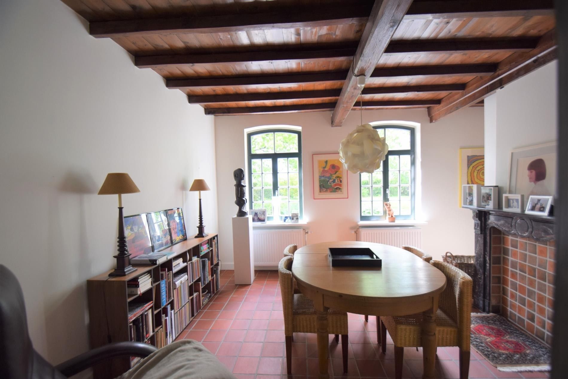 Authentieke hoeve op 3886 m² grond, landelijk gelegen met prachtige tuin. foto 12