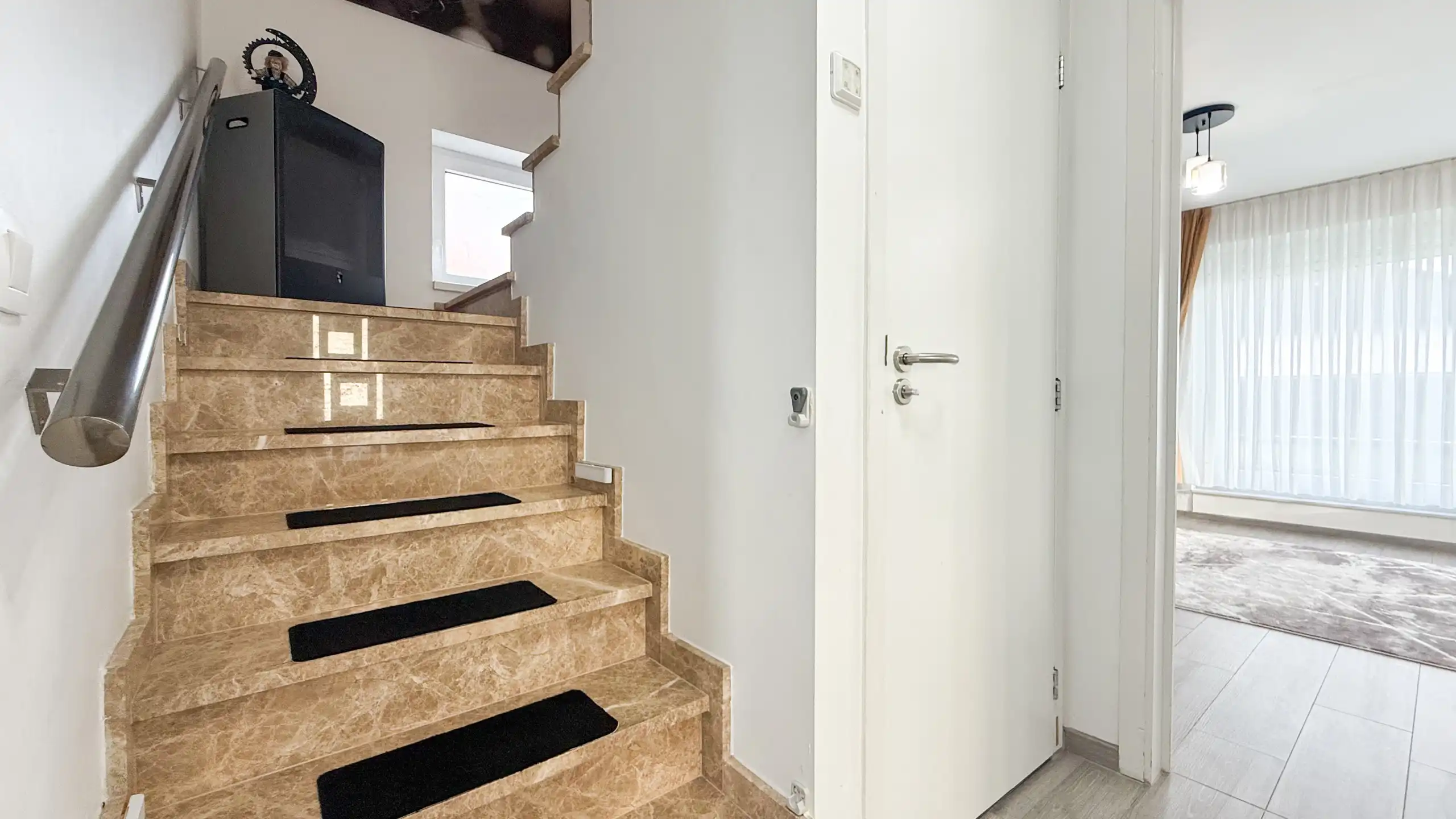 Ruim instapklaar duplex app in Paal, 108m², 3 slpks foto 18