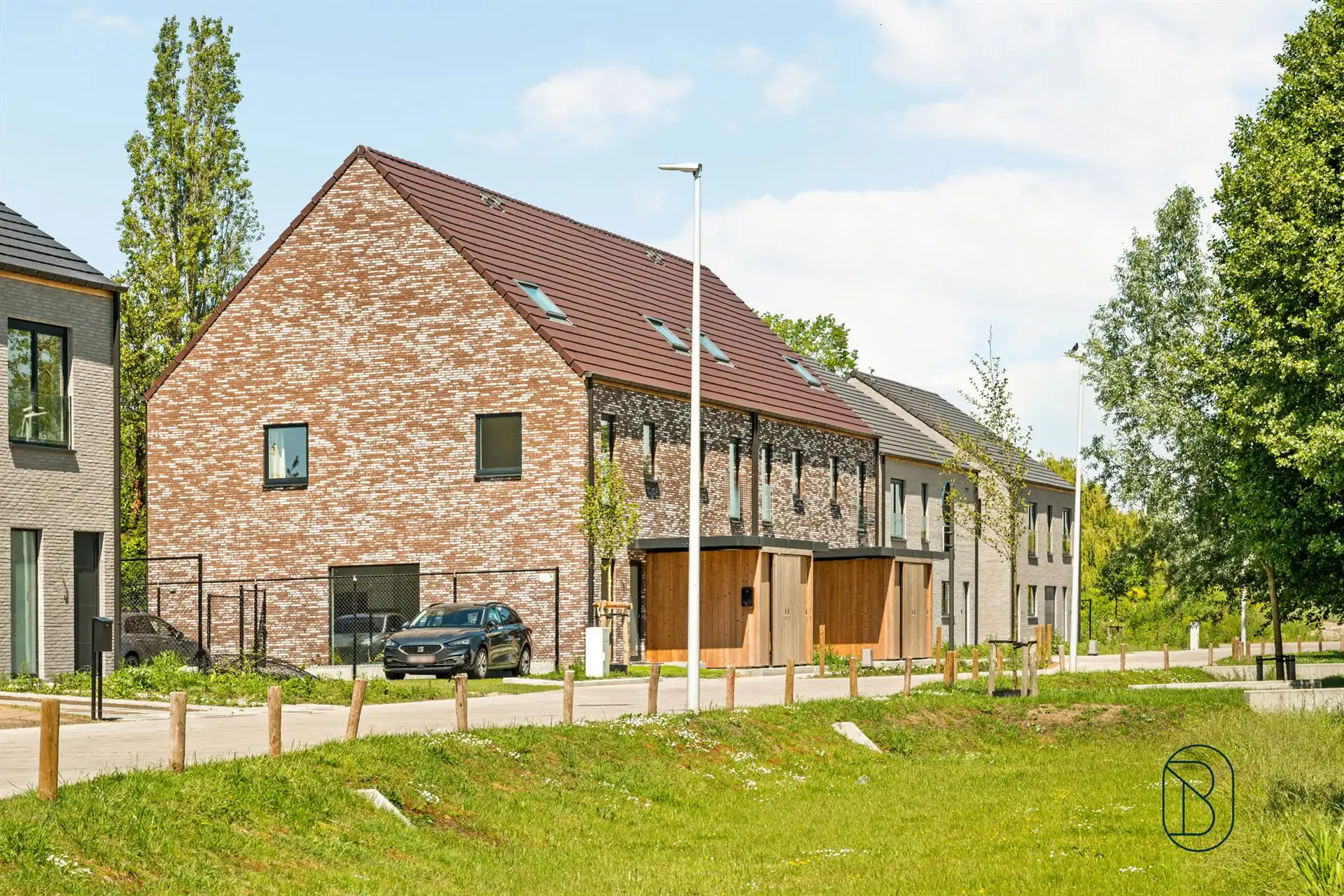 Instaplklare nieuwbouwwoningen in rustige woonwijk te Menen! foto {{pictureIndex}}