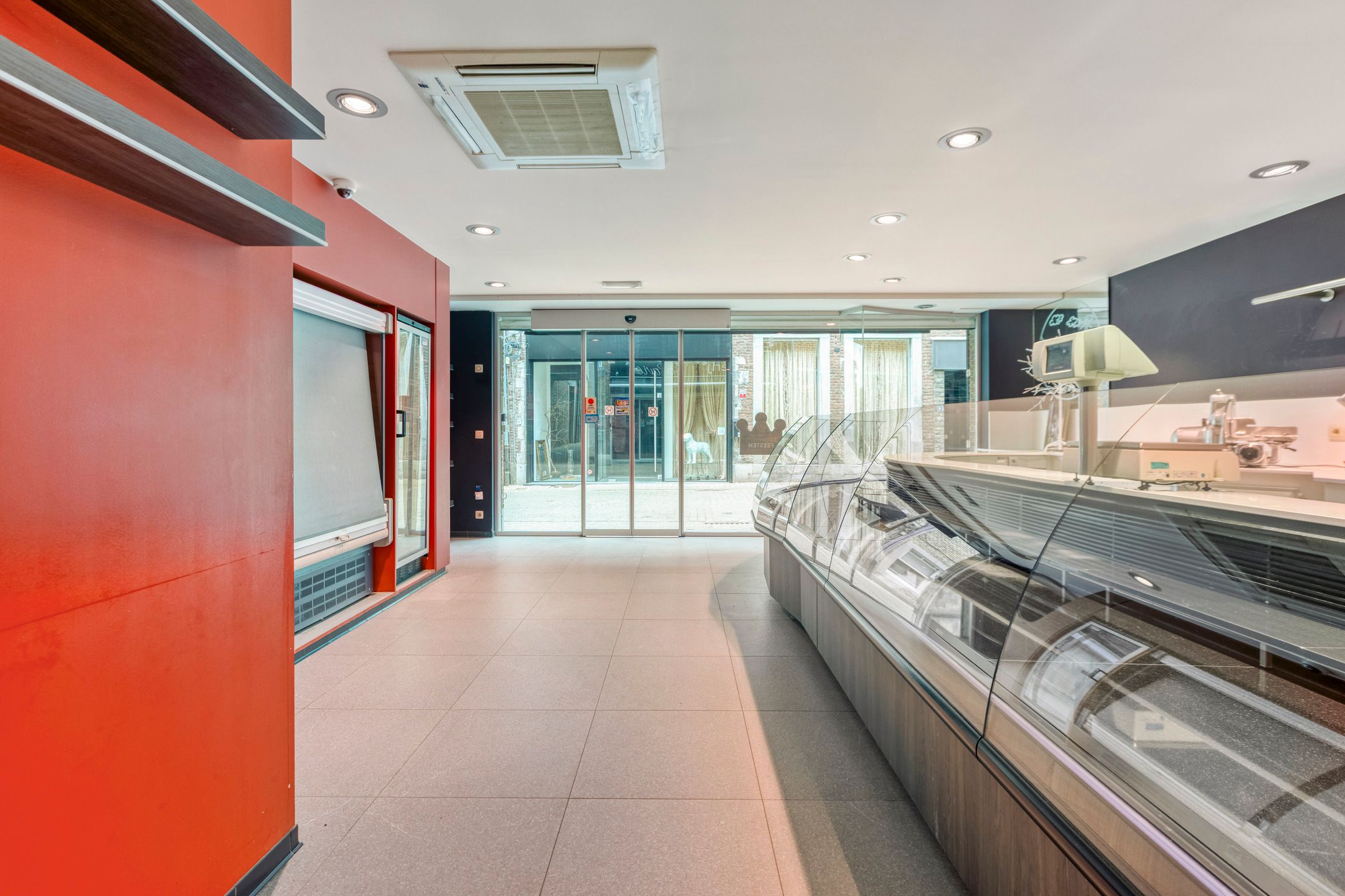 Ruim handelshuis op AAA-locatie foto 4