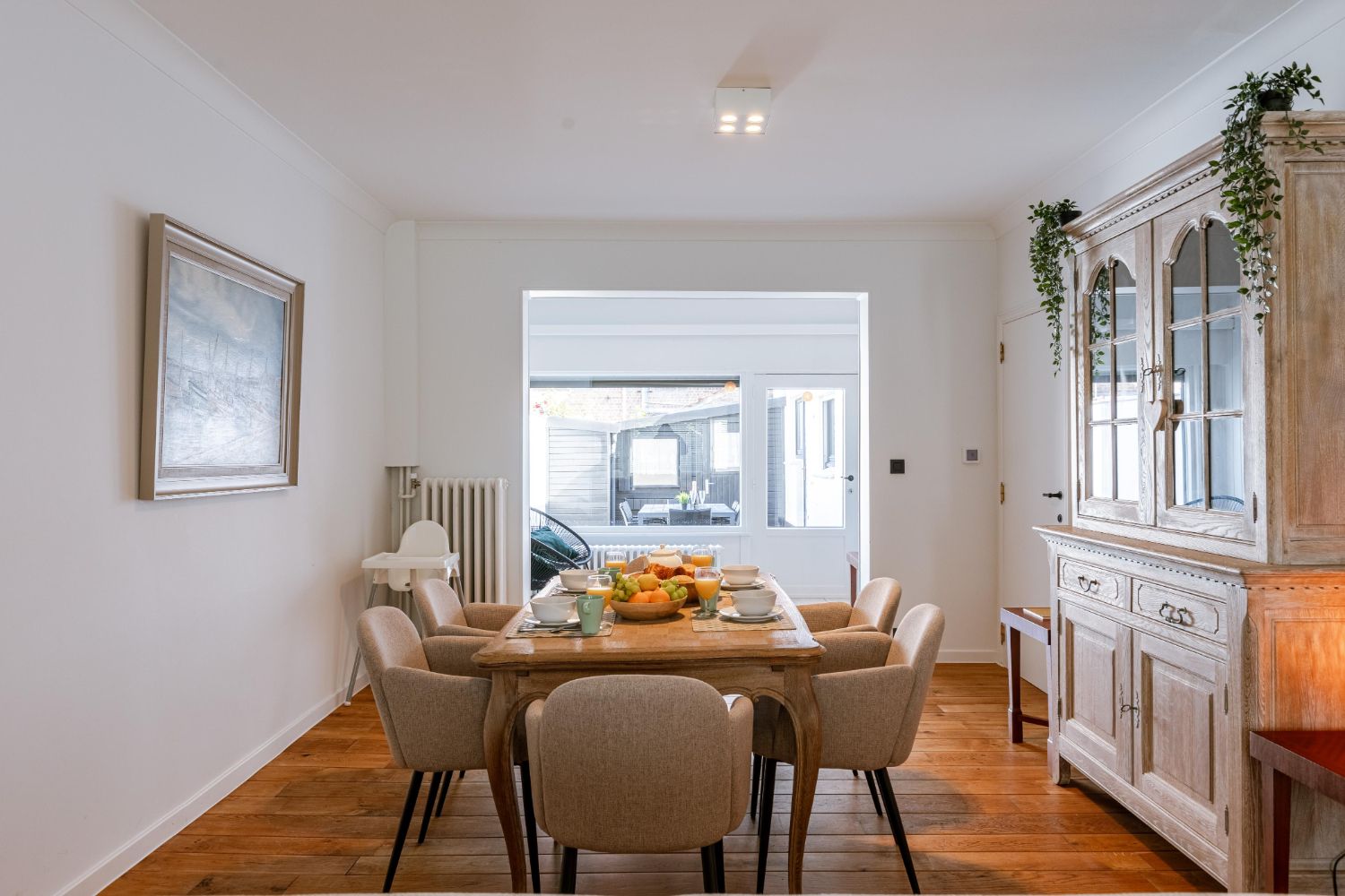 Modern gerenoveerde woning met 2 slaapkamers ( + 2 slaapkamers extra mogelijk) in De Panne foto 4