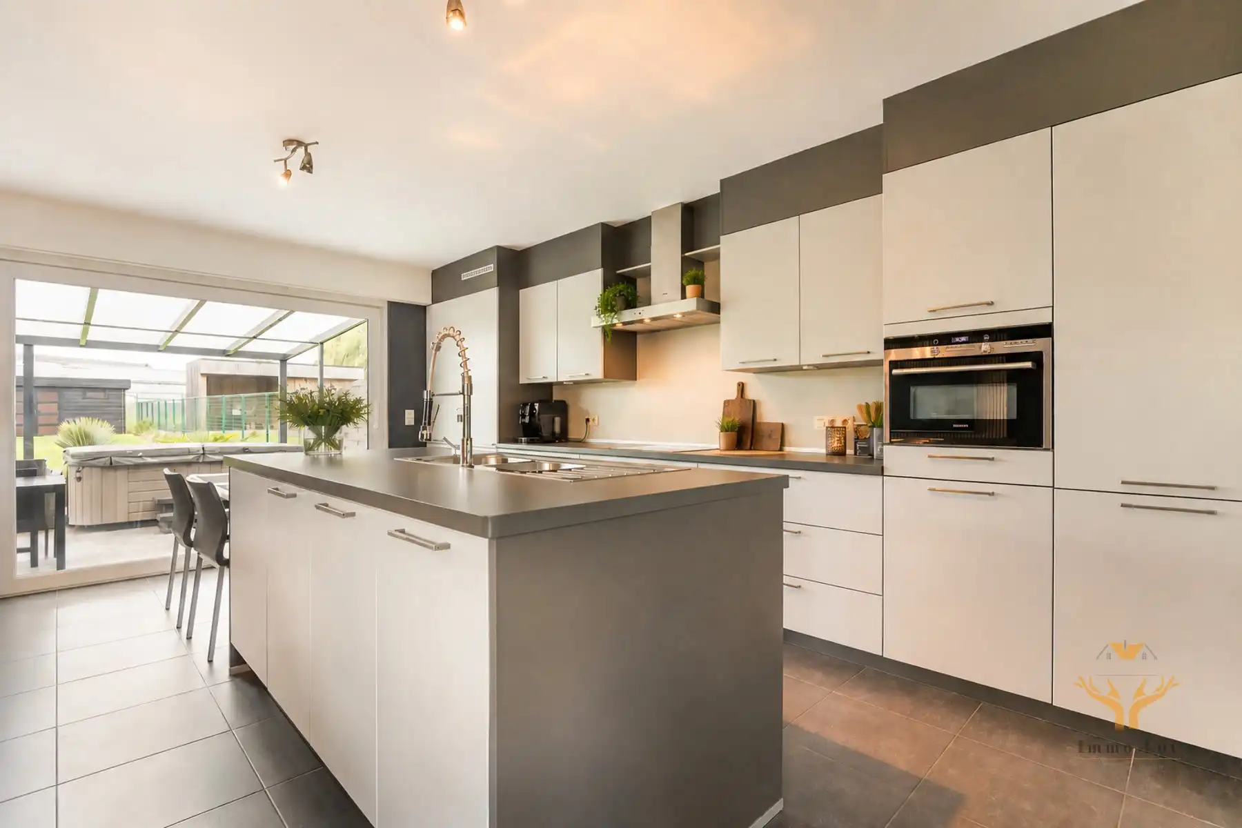 energiezuinige gezinswoning met 5 slaapkamers  foto 2