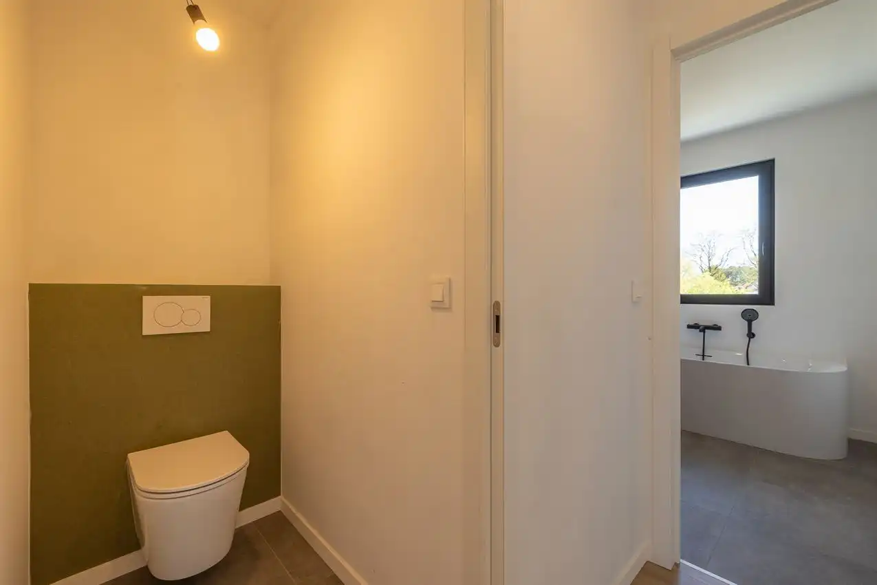Instapklare nieuwbouwwoning met 3 slk foto 43