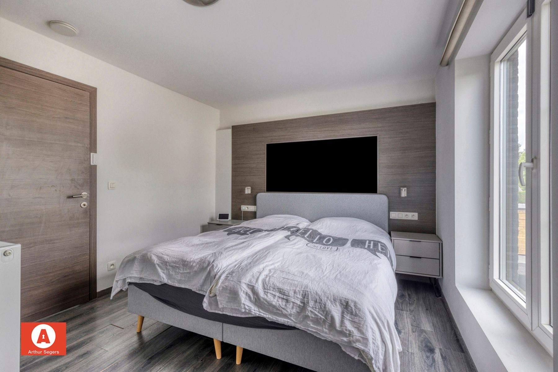 Ruime energiezuinige villa met 5 slaapkamers op toplocatie! foto 11