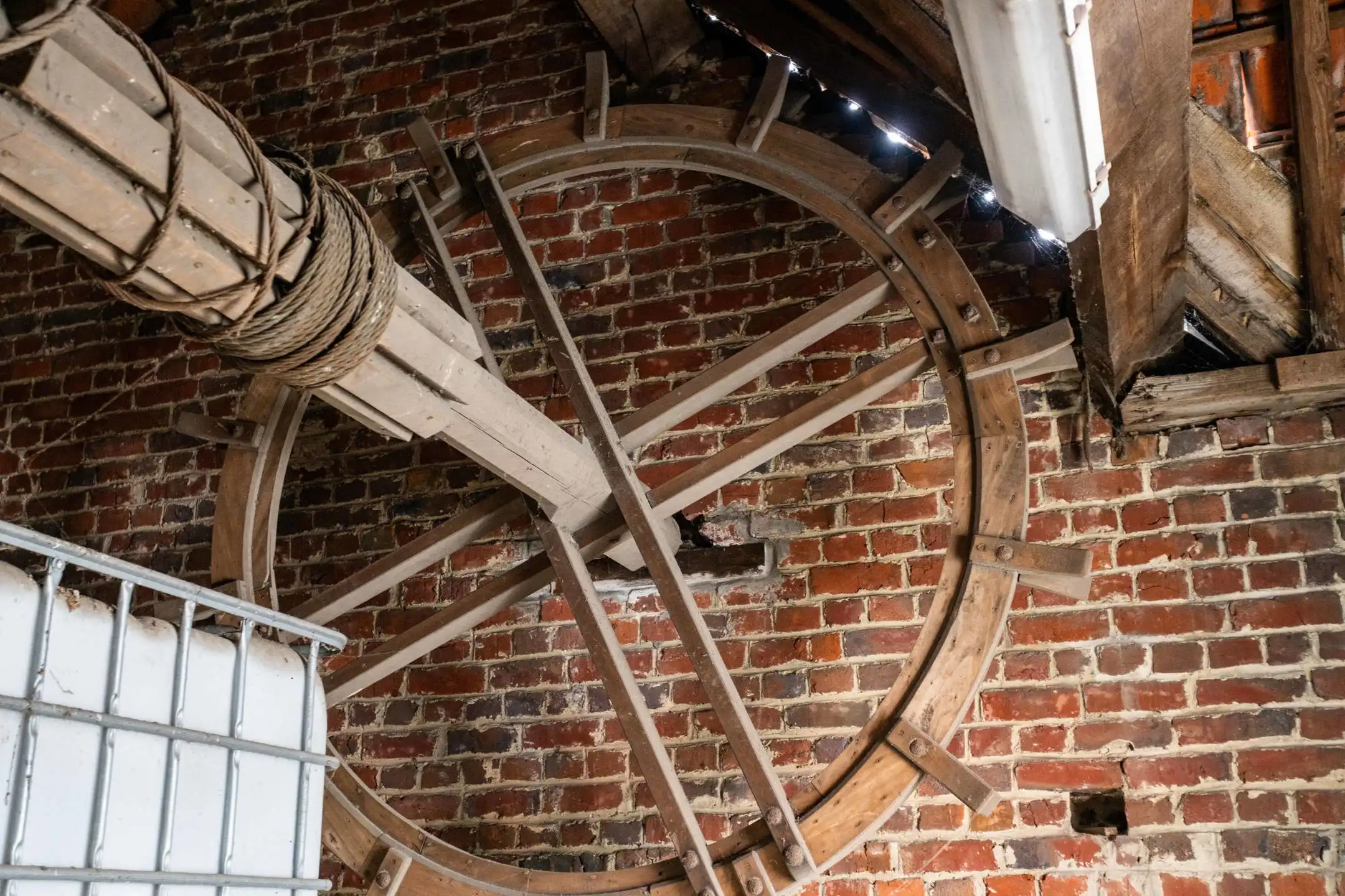 VEELZIJDIG RENOVATIE- EN ONTWIKKELINGSPROJECT foto 23