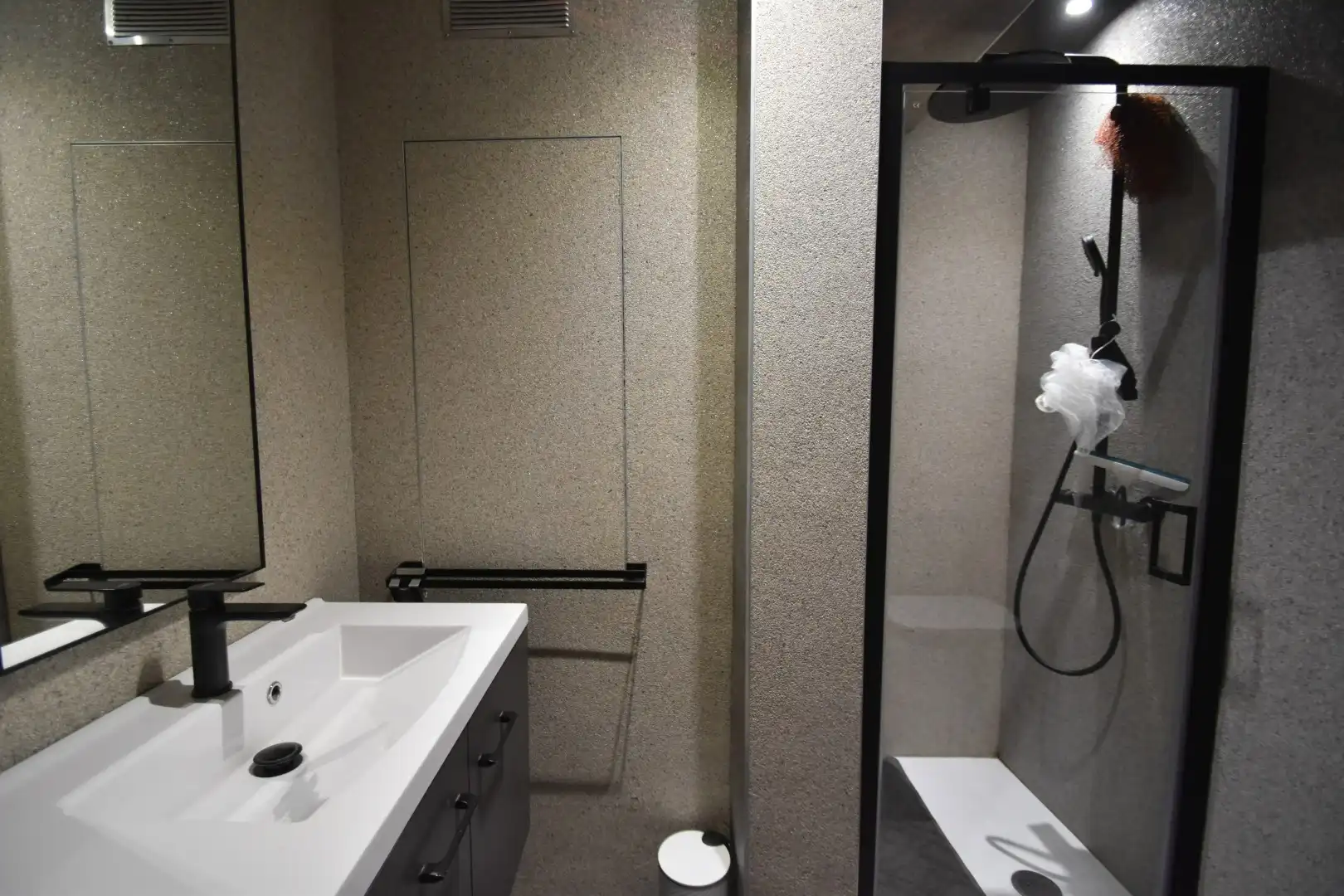 Stijlvol appartement met 1 slaapkamer te huur in Tongeren-Borgloon - ideaal voor moderne levensstijl! foto 6