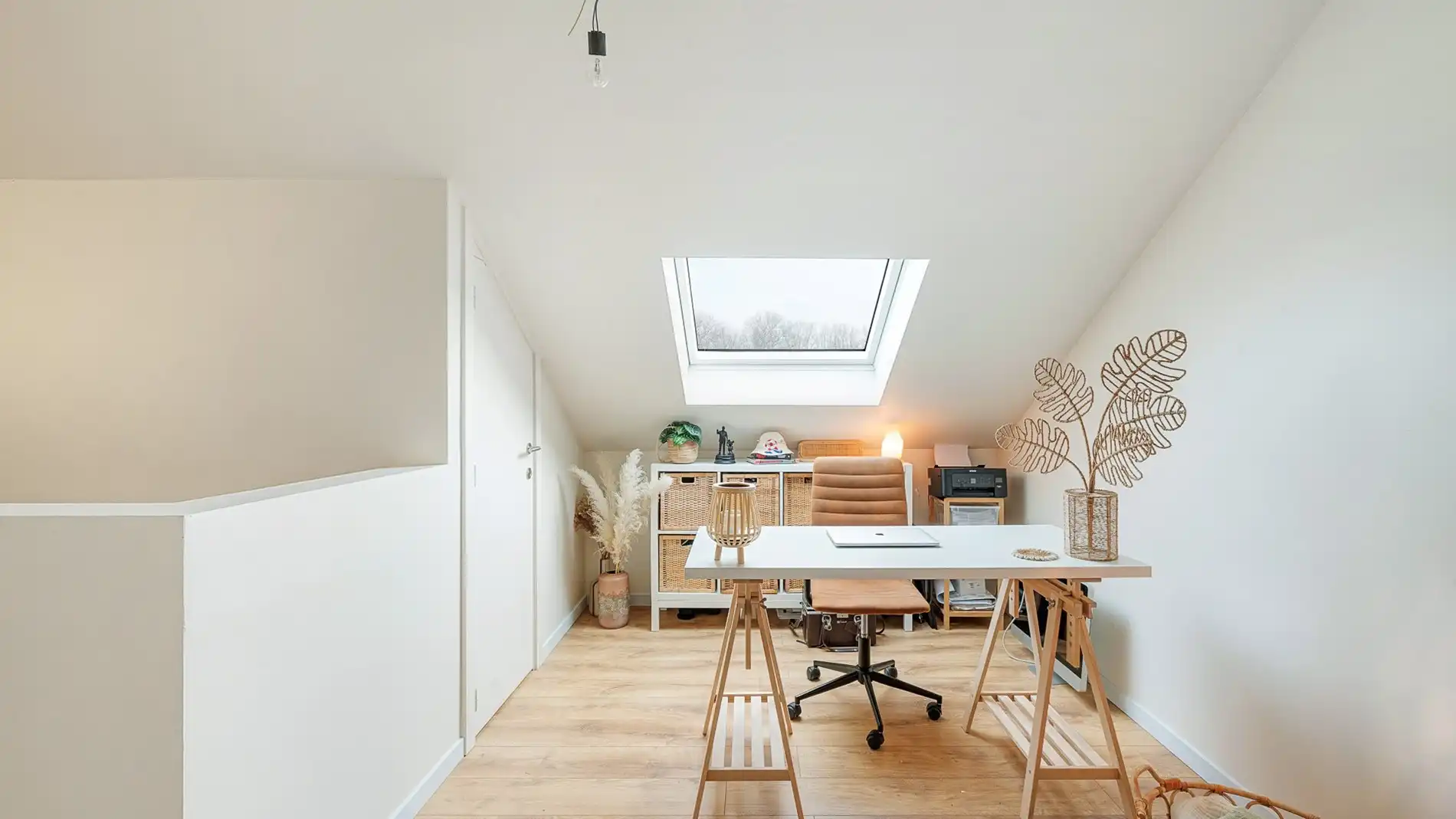 Quasi nieuwbouwwoning in een deelgemeente van Brugge foto 22