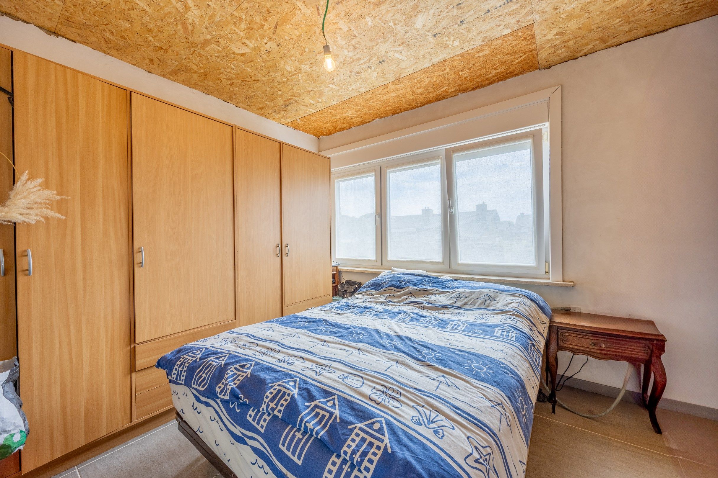 Halfopen woning met drie slaapkamers in kindvriendelijke wijk.  foto 7