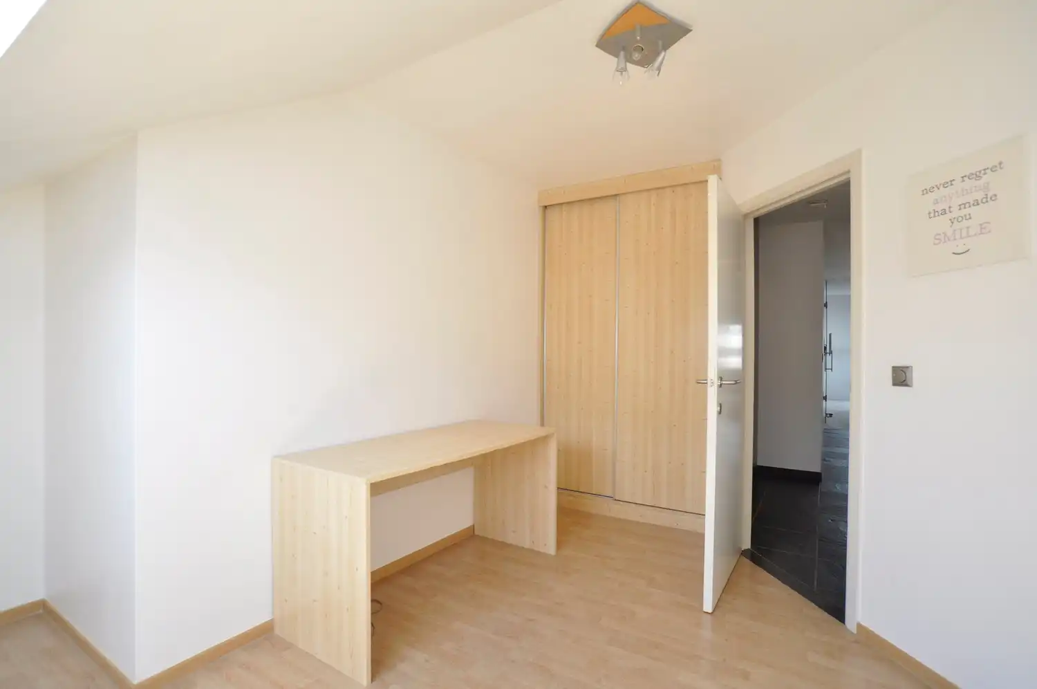 Modern, instapklaar appartement (194 m²) met 3 slaapkamers, 2 badkamers, een dubbele garage en riante kelder foto 19