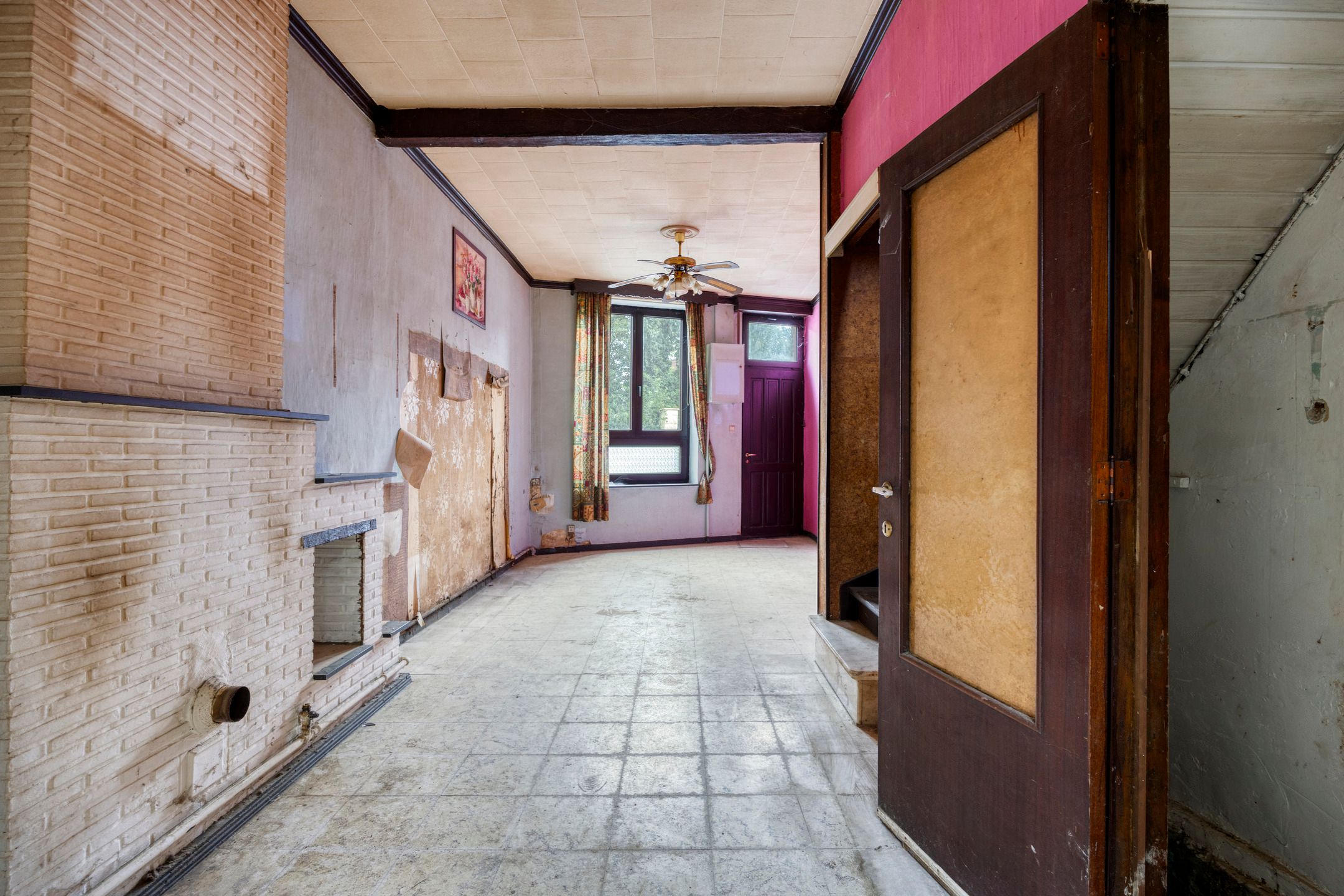 Te renoveren woning aan de stadsrand foto 6