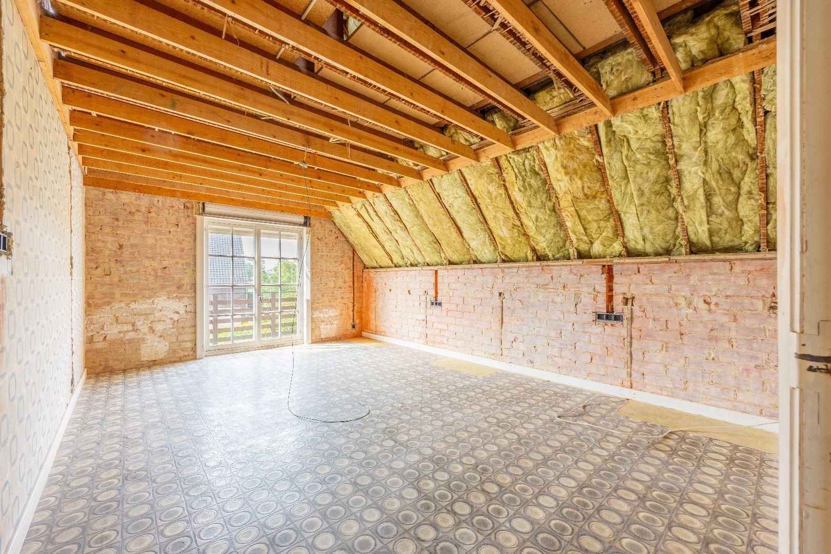 VERDER AF TE WERKEN VILLA MET 4 SLAAPKAMERS  foto 8