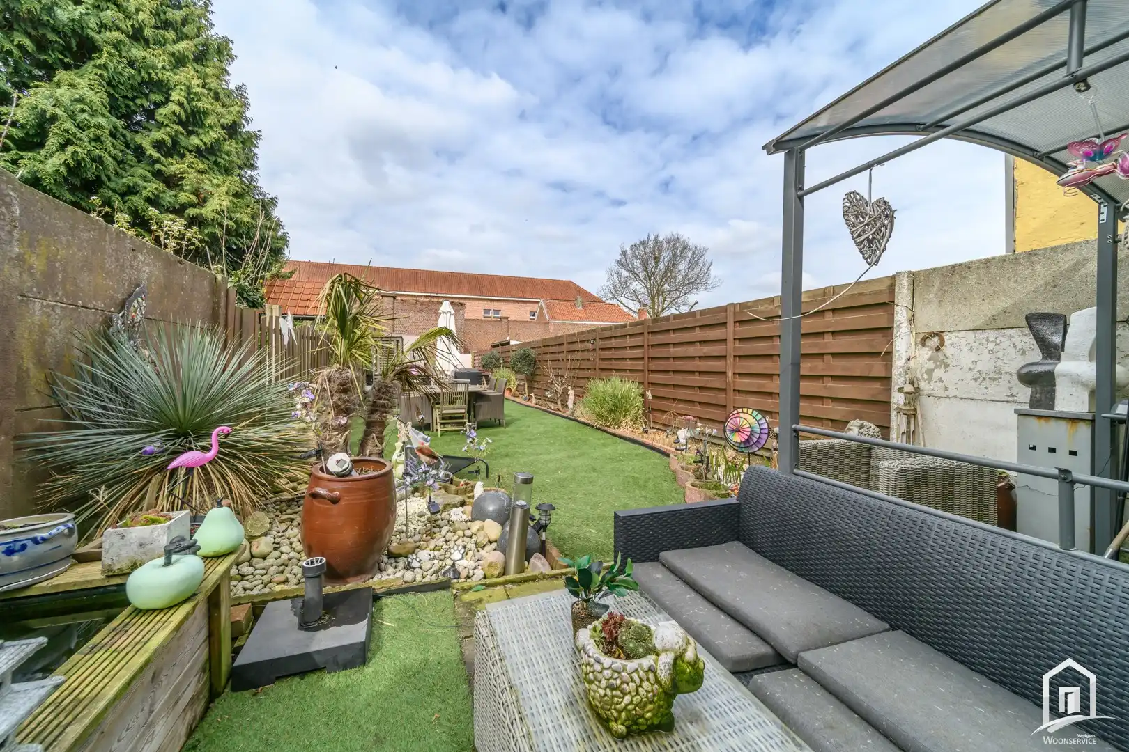 Charmante en verder af te werken woning foto 9