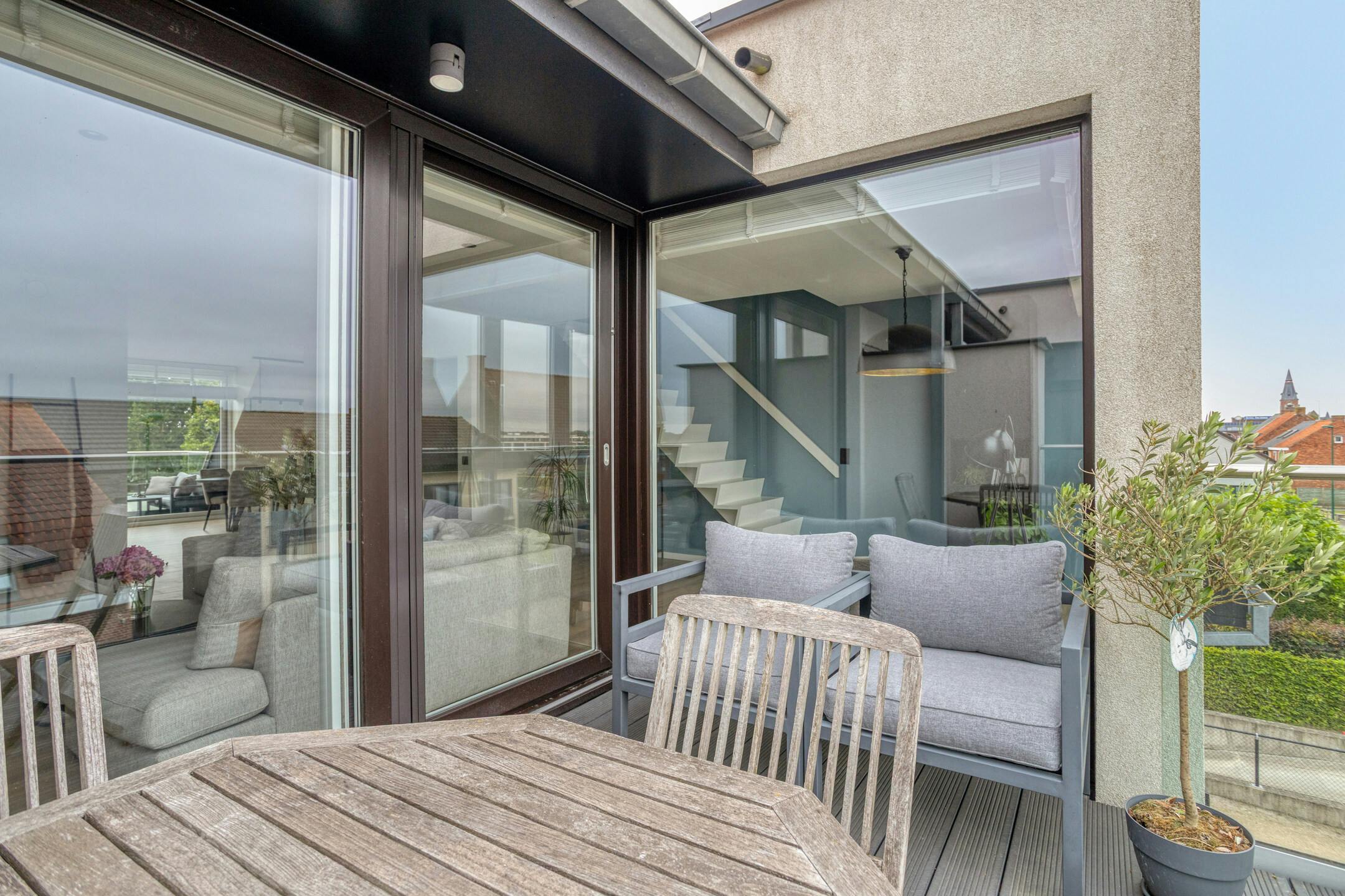 Instapklare, lichtrijke duplex te koop in hartje Aalter foto 15