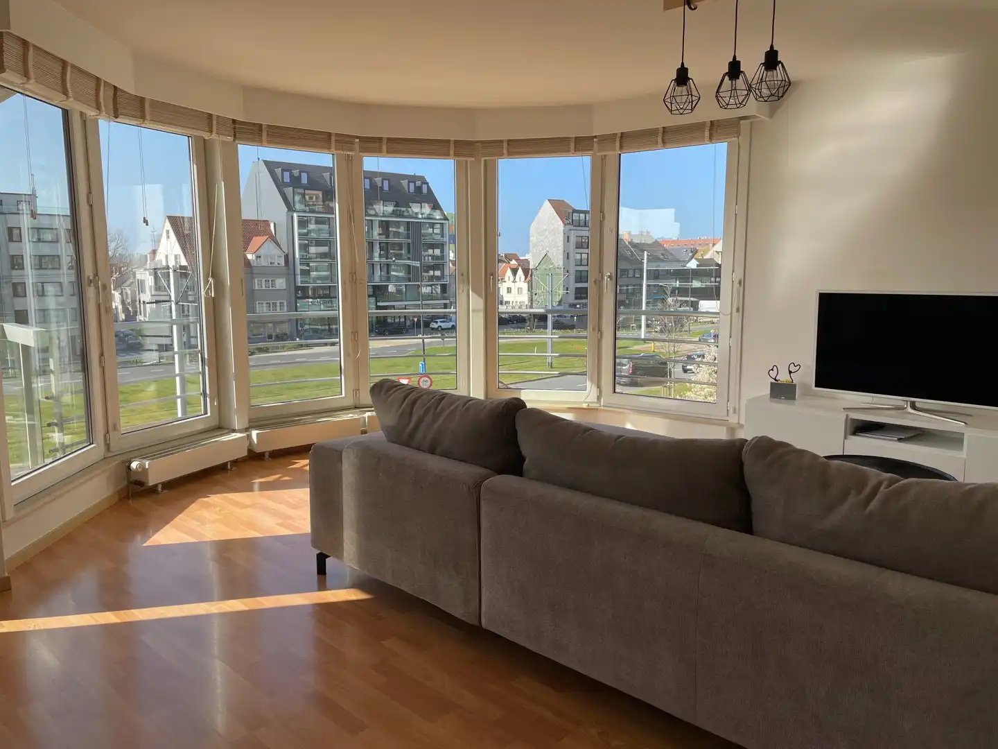 Verzorgd hoekappartement met 2 slaapkamers foto 5