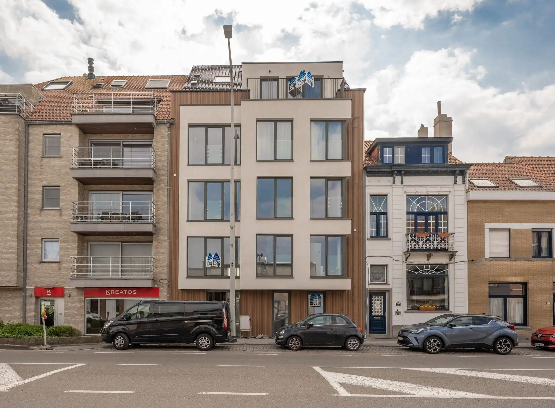 1 Slaapkamer appartement met een ruim terras foto 2