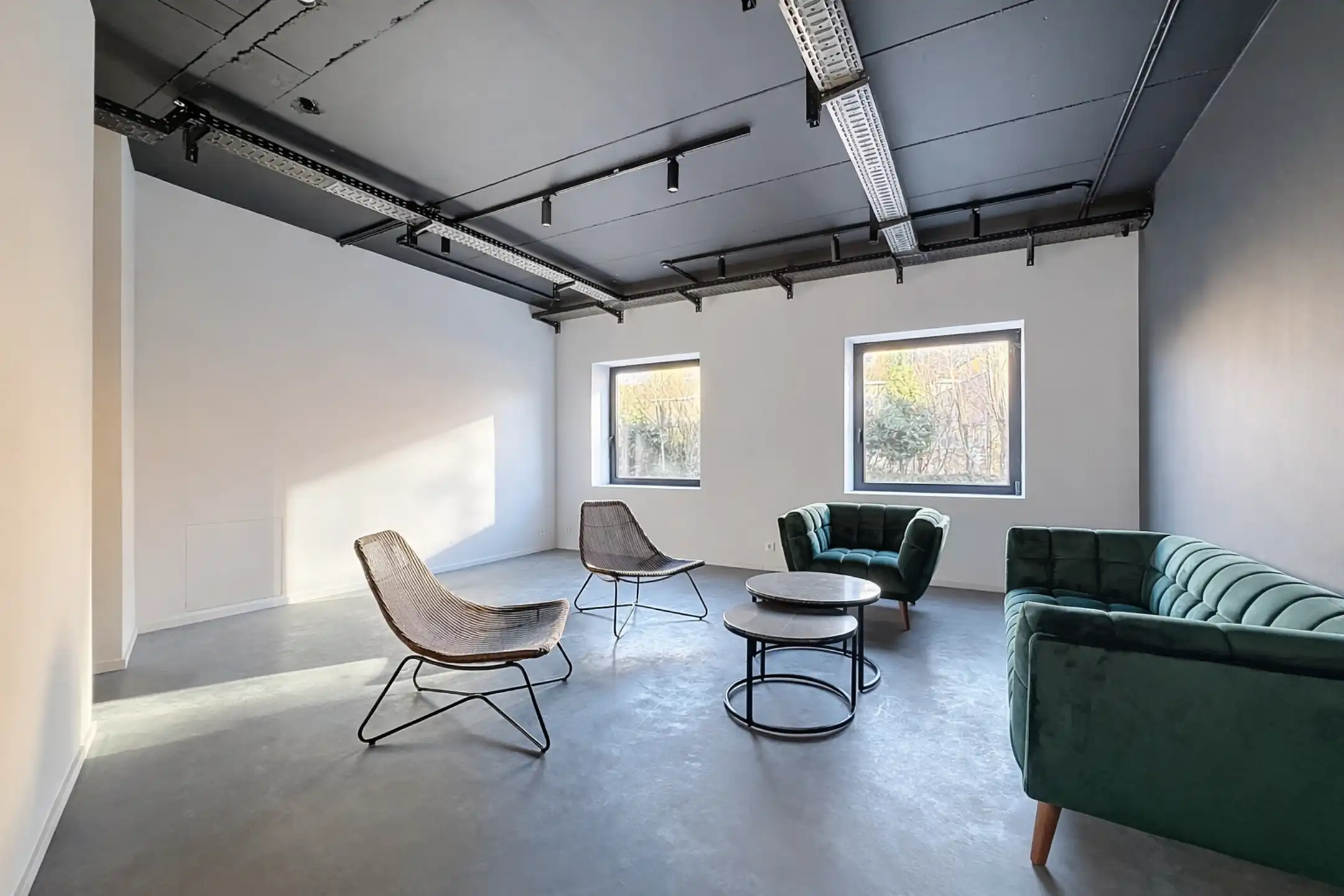 Uitzonderlijke magazijnen en kantoren in Wemmel foto 14