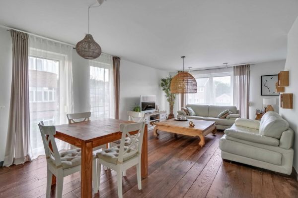 Appartement te huur foto {{pictureIndex}}