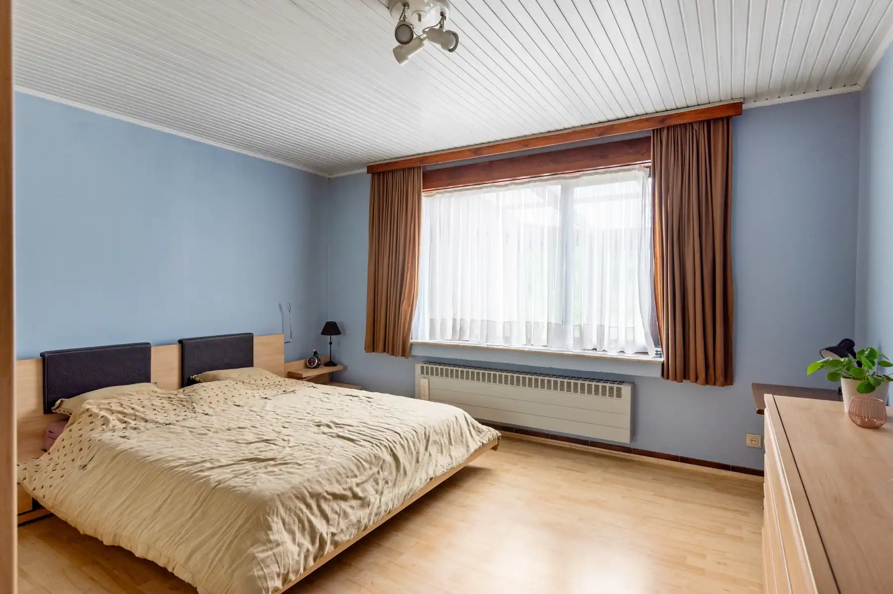 Uitstekend gelegen woning op ruim en zonnig perceel foto 13