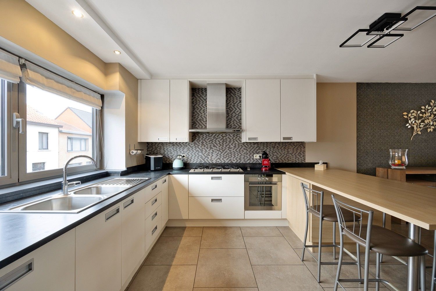 Prachtig duplexappartement met zonneterras in hartje Schoten foto 7
