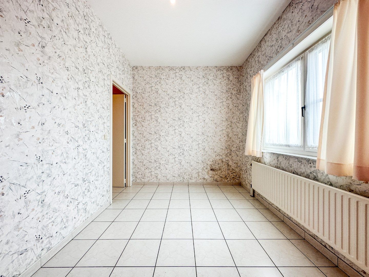 Lichtrijk en ruim appartement, 2 slpk, terras, Poperinge foto 22