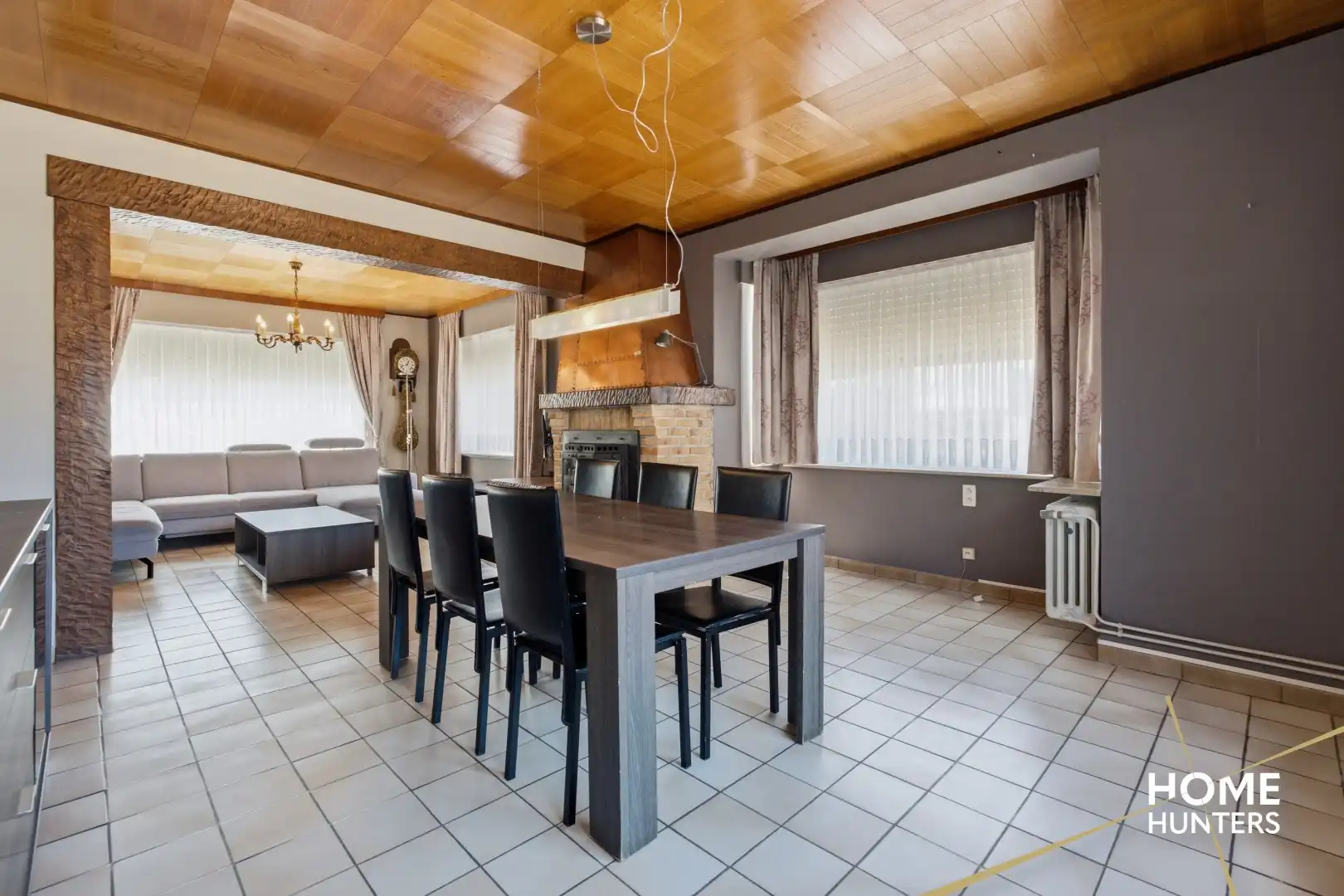 Ruime halfopen bebouwing met loods van 200 m² op een perceel van 919 m² foto 5