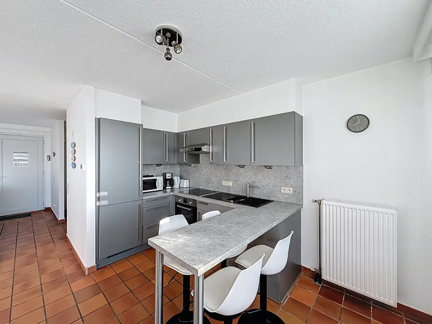 Instapklare gemeubelde (vakantie)woning met tuin in het domein Ysermonde te Nieuwpoort foto 4