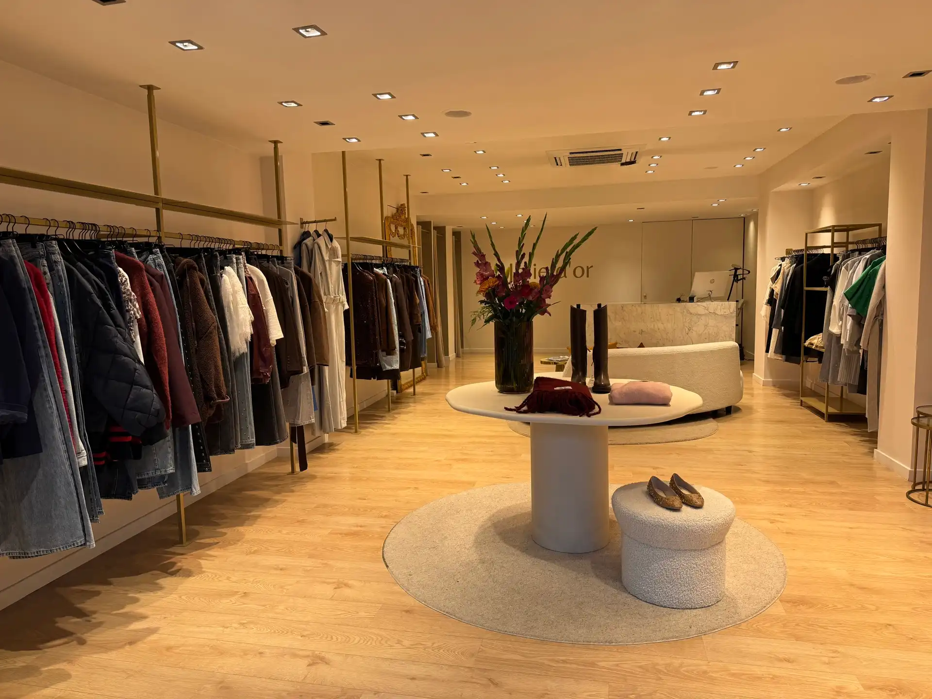 Instapklaar handelspand van 80m² foto 8