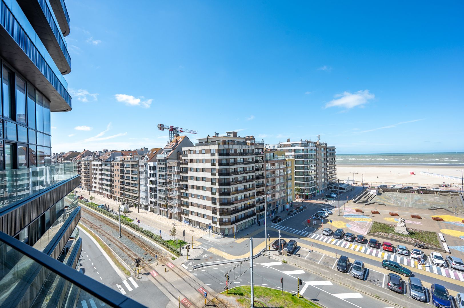 Prachtig appartement in de Heldentoren met zicht op zee foto 22