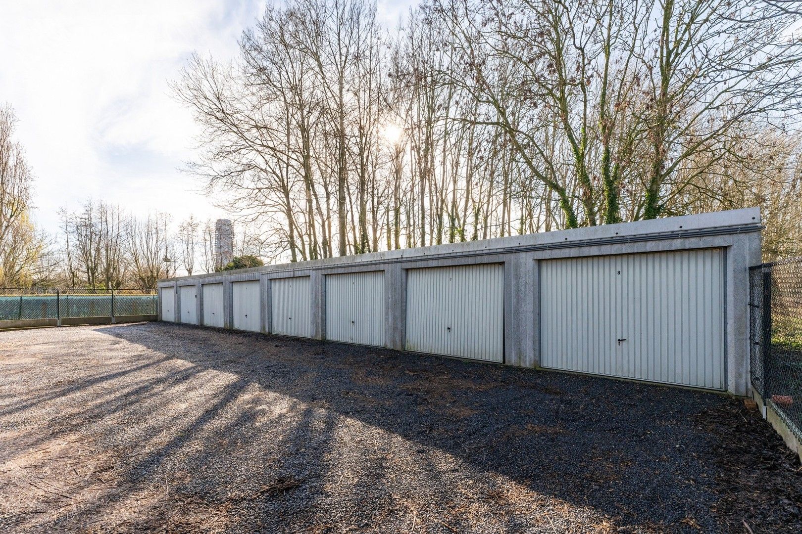 Ruim recent nieuwbouwappartement met terras aan de stadsrand - mog. tot aankoop van garagebox foto 11