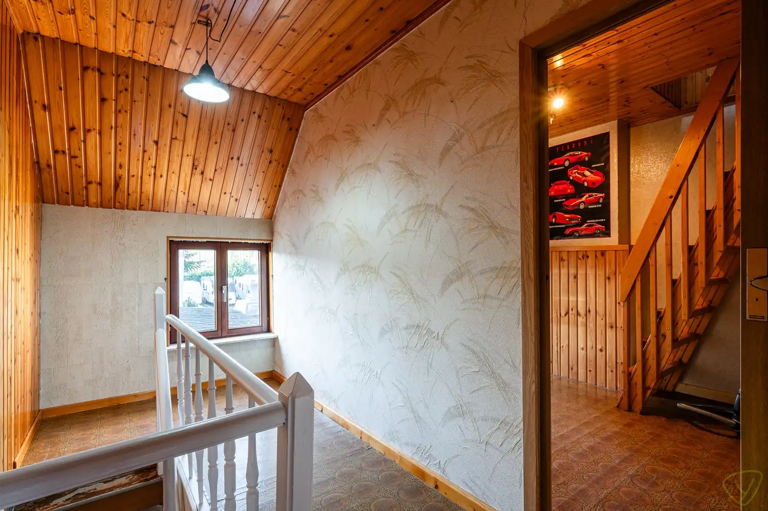 Charmante gesloten bebouwing met ruime tuin en renovatiepotentieel foto 11