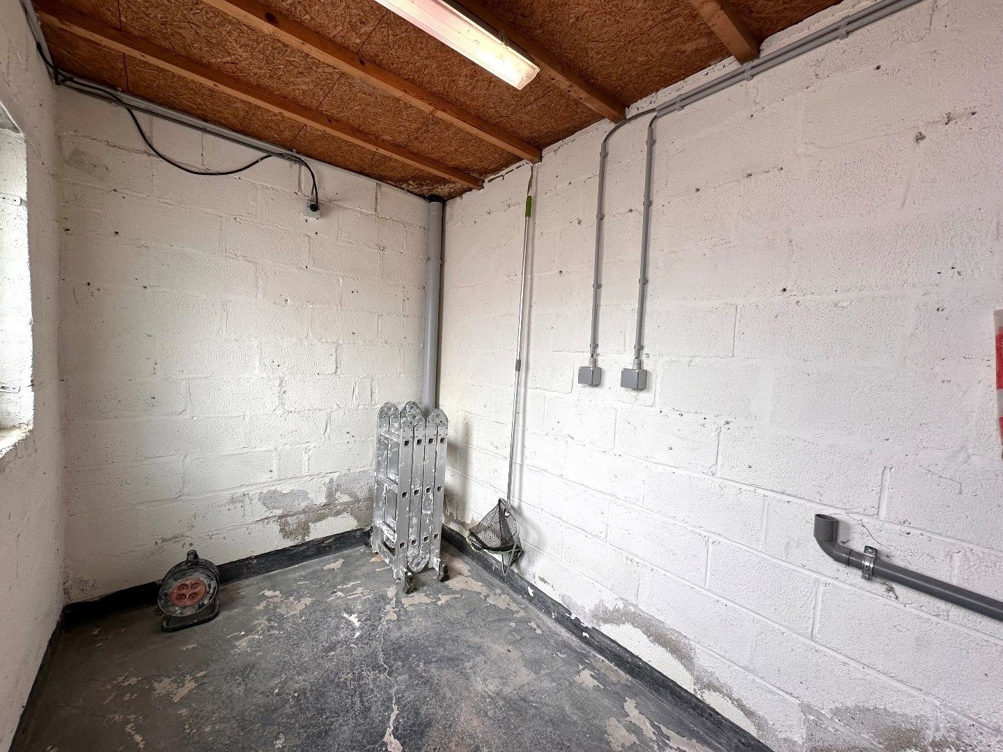 Volledig gerenoveerde woning met garage en tuin in hartje Tongeren! foto 22