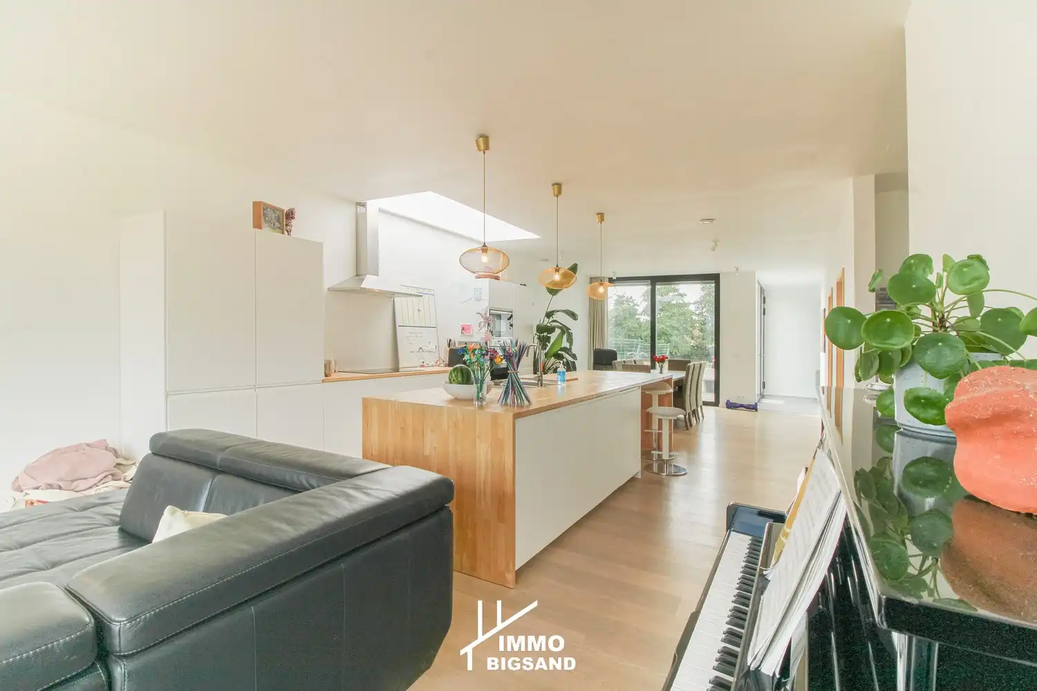 Nieuwbouwvilla te koop in Wevelgem van 2021 in residentiële woonwijk foto 5
