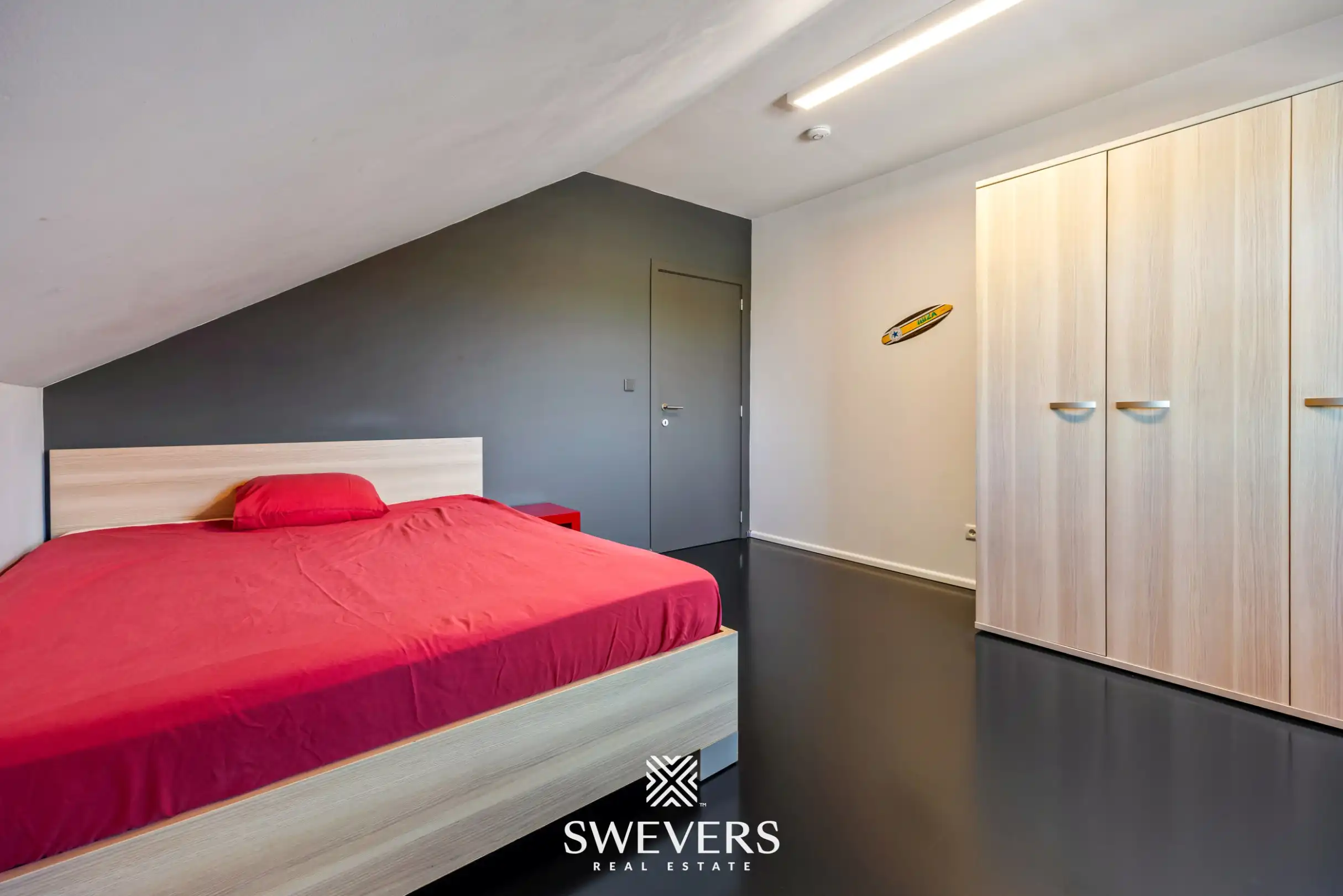 Instapklare open bebouwing met ruime tuin en prachtig uitzicht tussen de boomgaarden in Gingelom foto 20