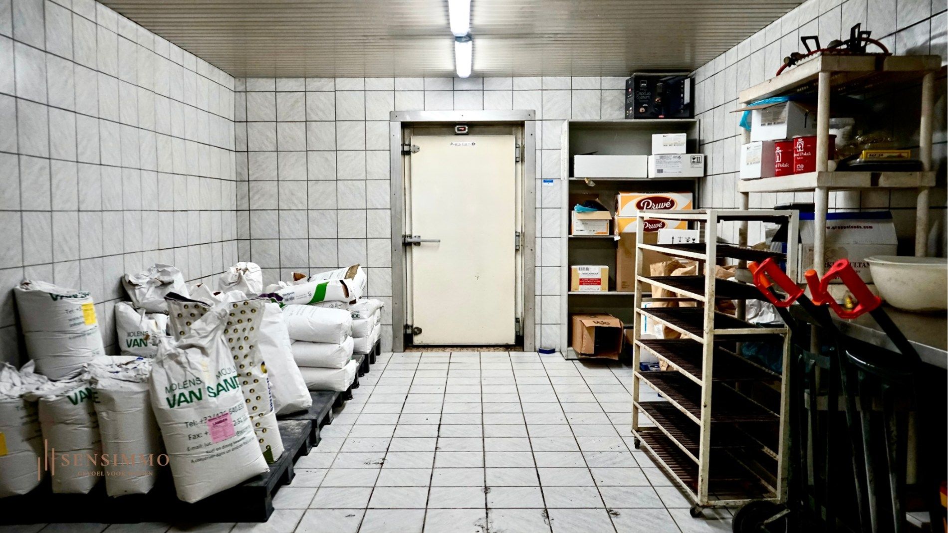 Te renoveren handelshuis/Bakkerij met inboedel nabij LABIOMISTA foto 7