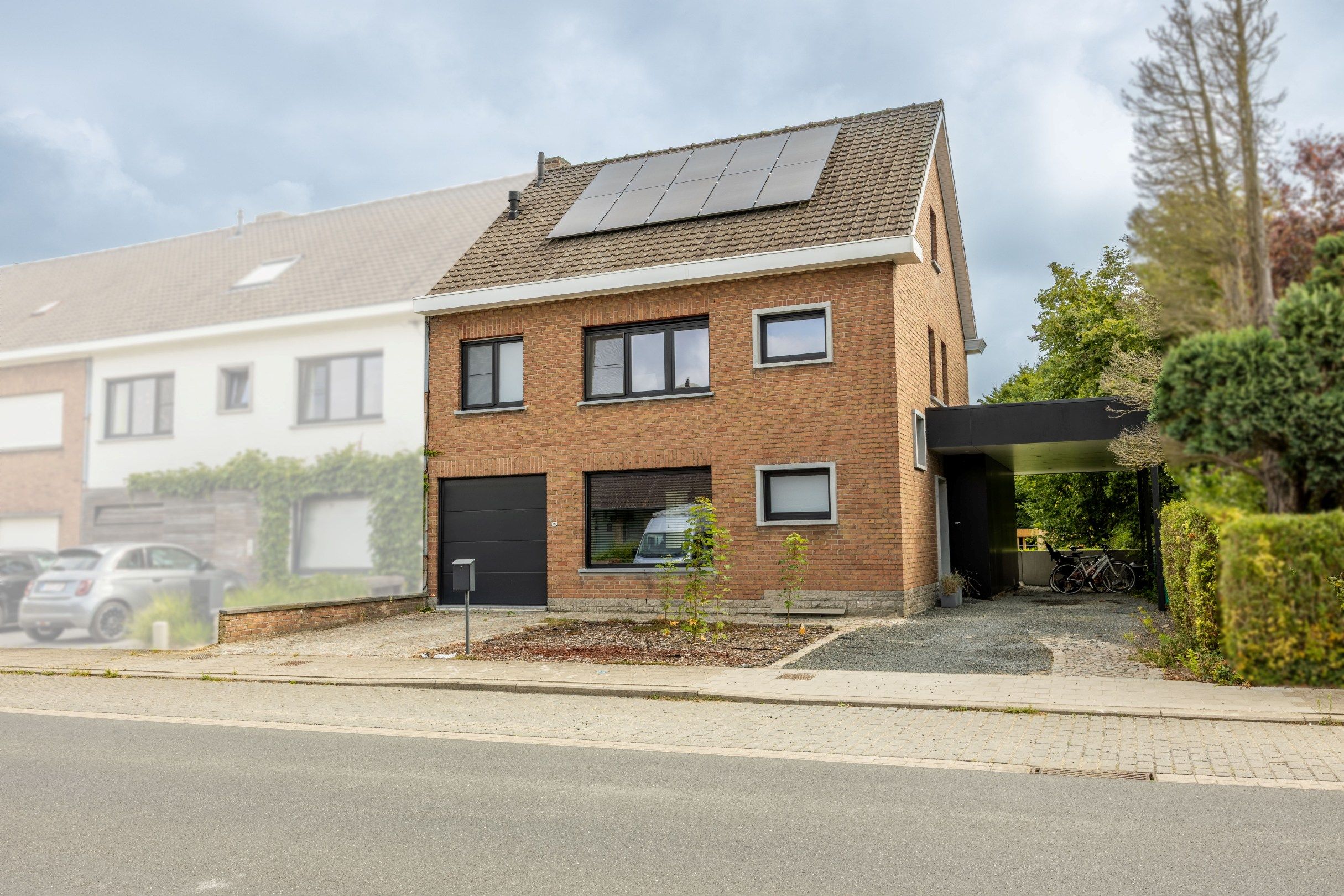 STIJLVOL GERENOVEERDE WONING foto {{pictureIndex}}