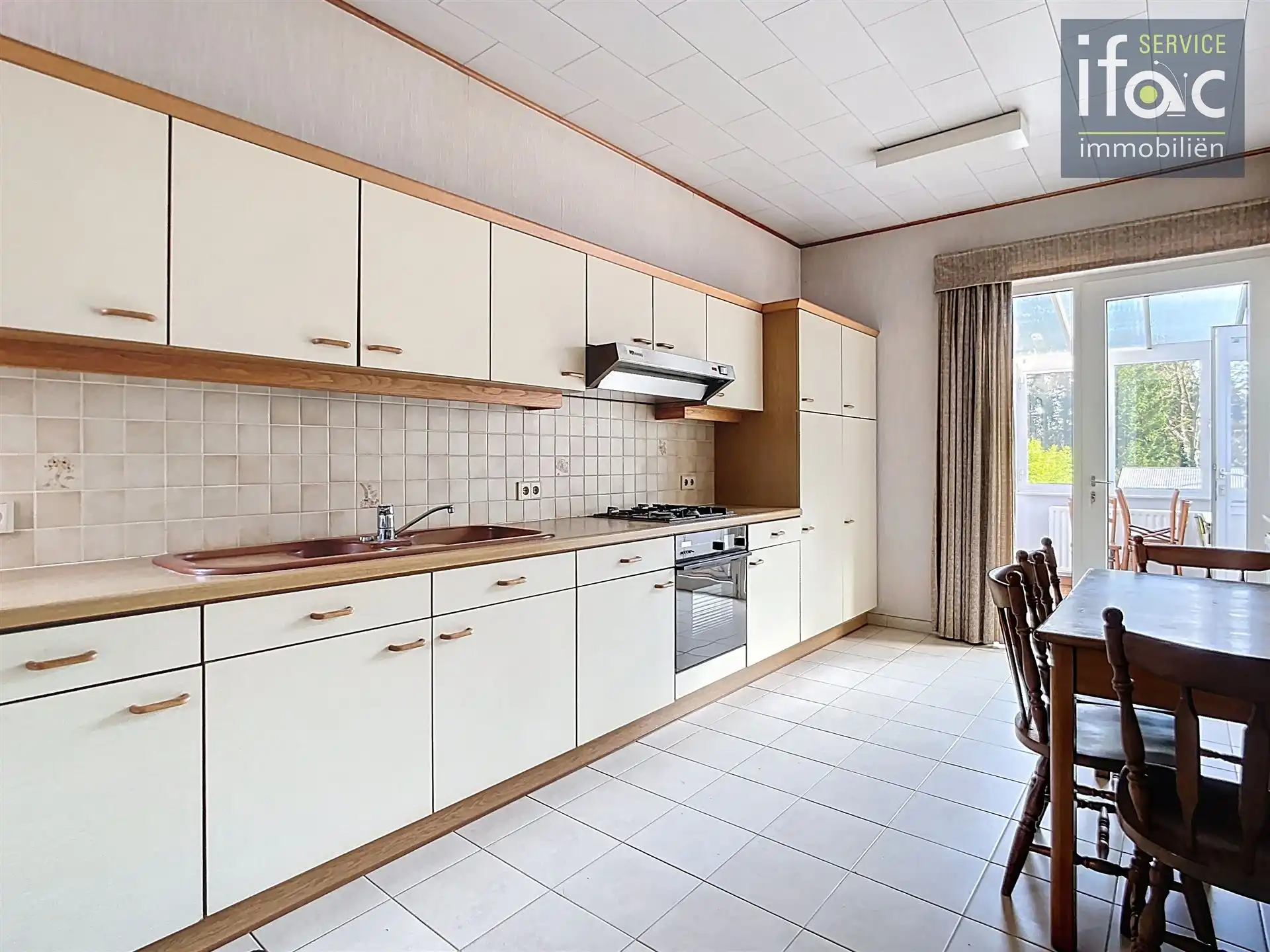 Woning met 3 slaapkamers en ruime tuin foto 13