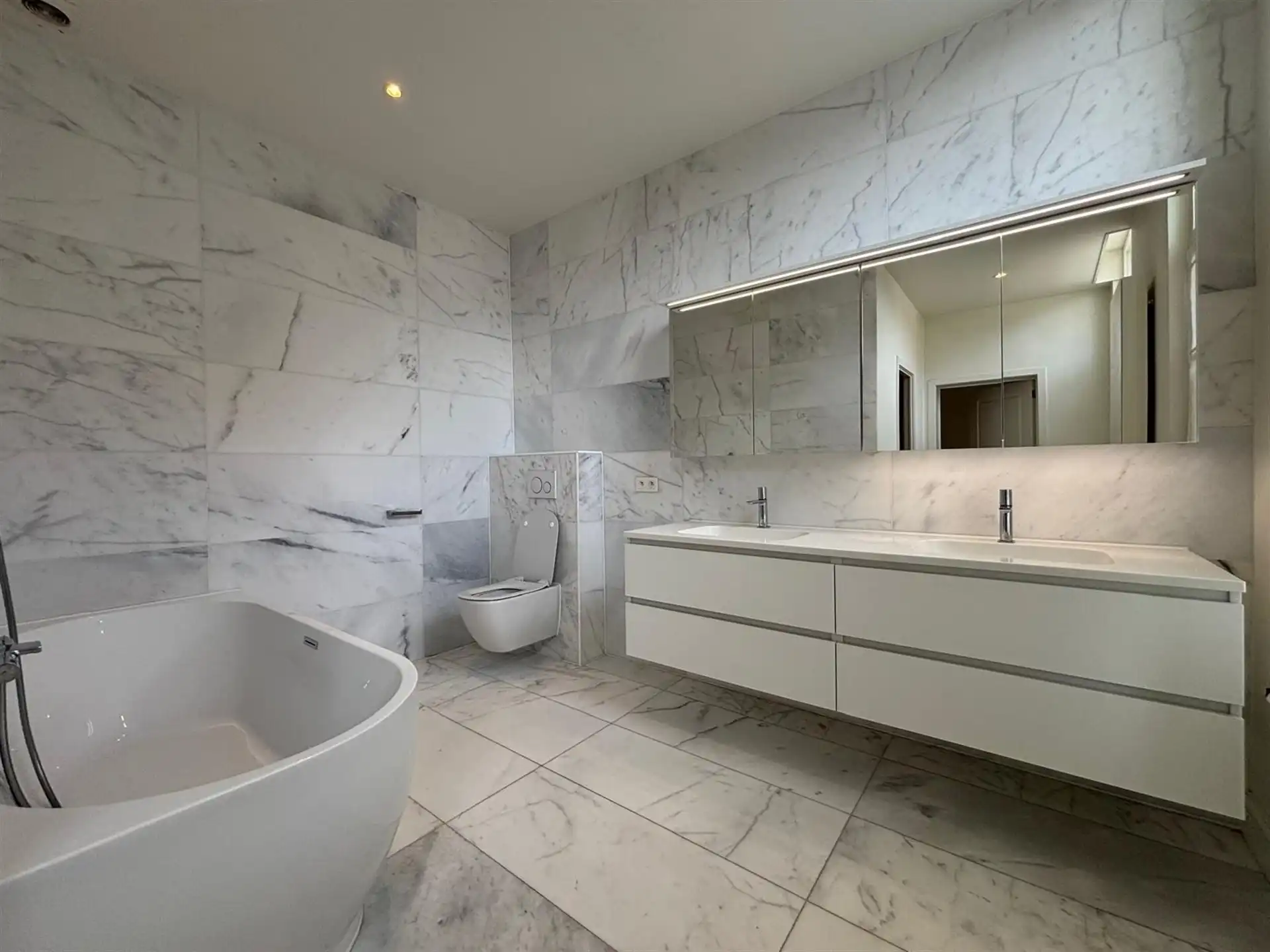 Luxe appartement van 173 m² op het Keizersplein te Aalst foto 17