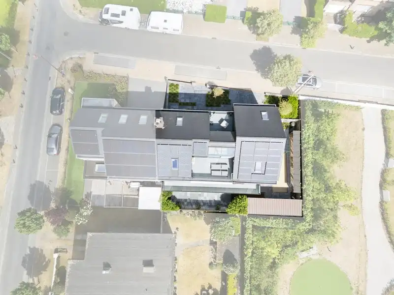 Verzorgde halfopen bebouwing met vele mogelijkheden te De Haan. foto 49