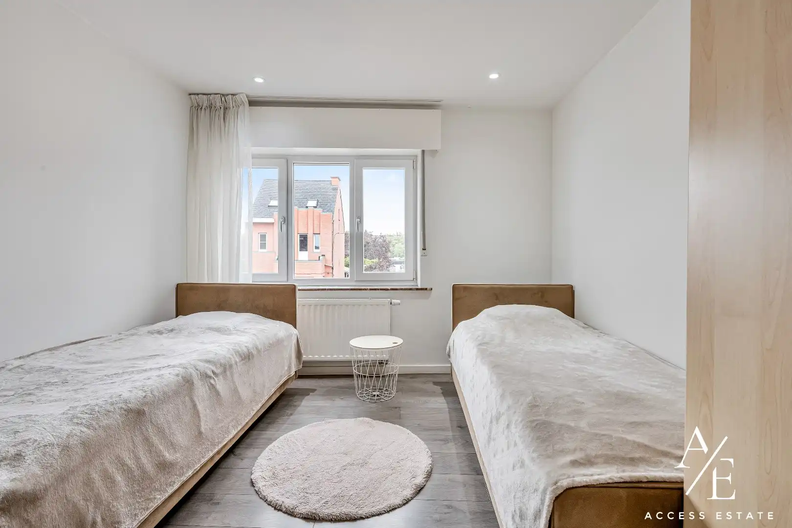 WICHELEN - Ruime vernieuwde woning met 4 slpk, 2 badk! foto 13