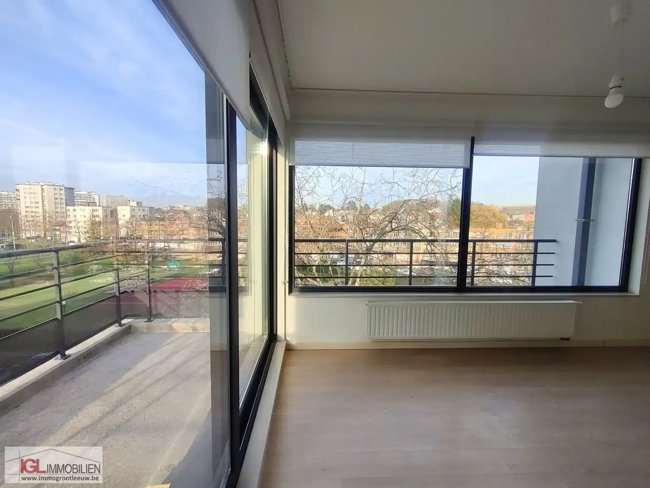 Modern appartement met 3 kamers foto 4