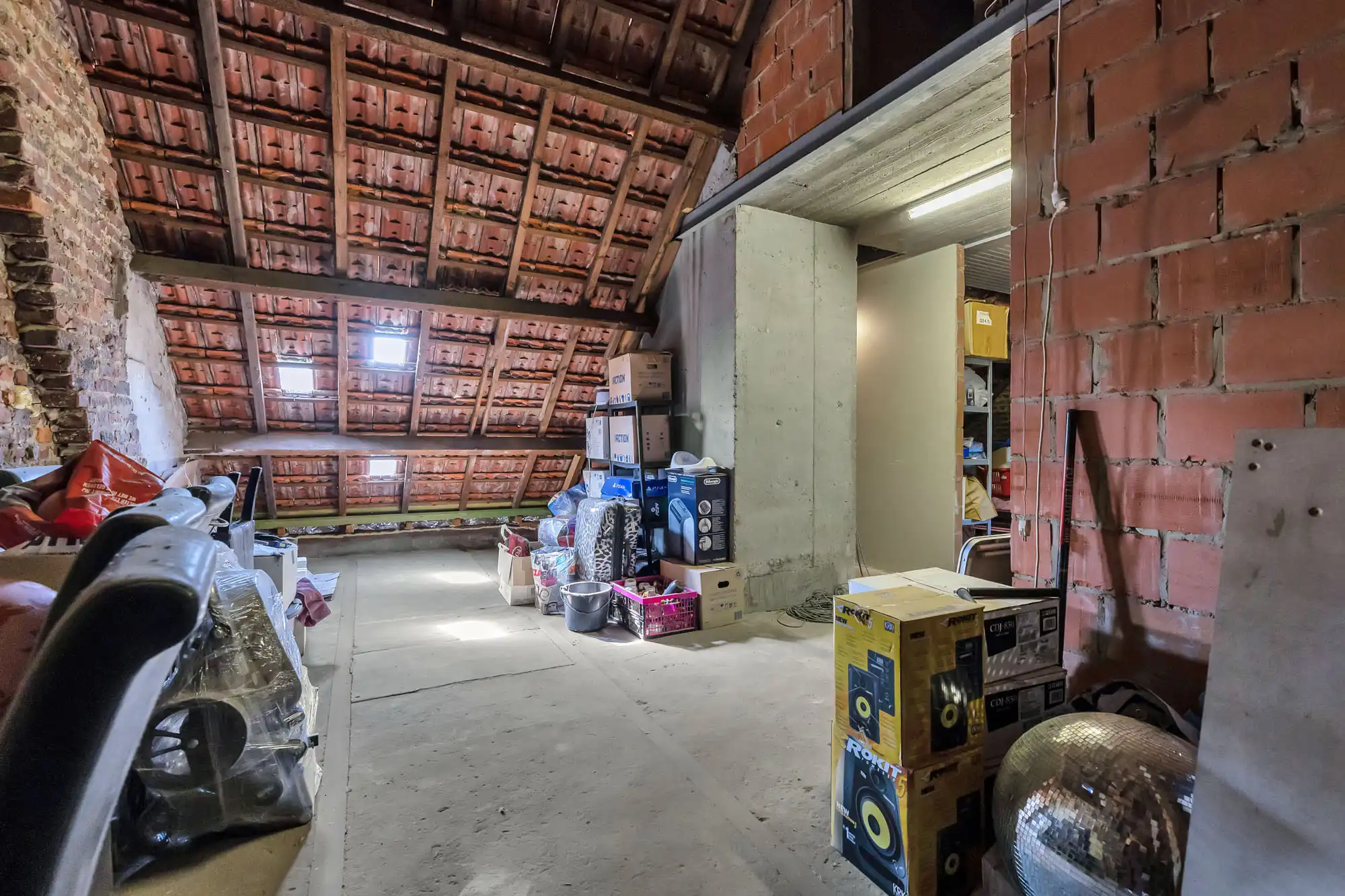 Ruime woning met garage, atelier nabij centrum foto 23