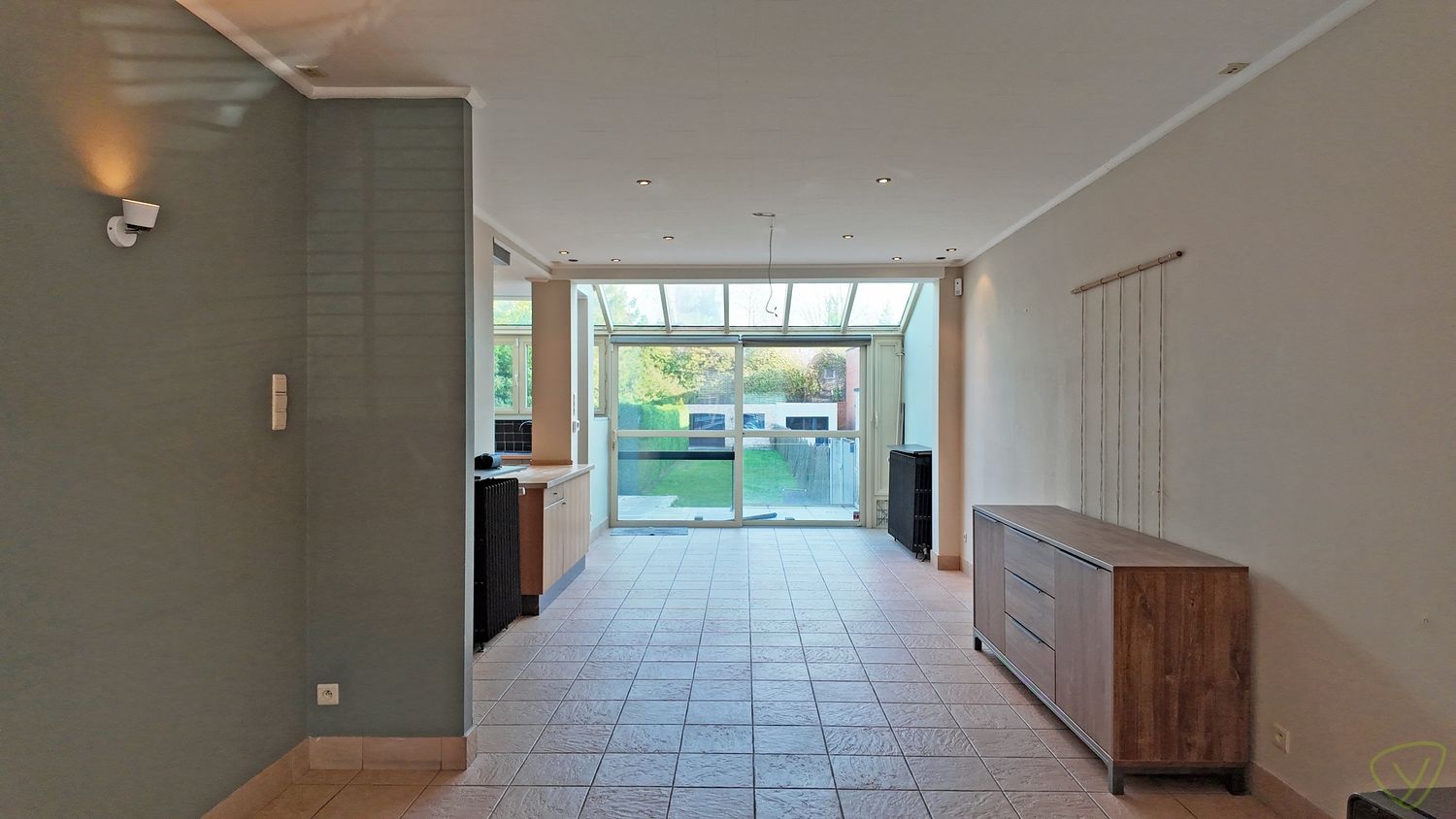 Instapklare woning met tuin en vlakbij het centrum van Eeklo foto 6