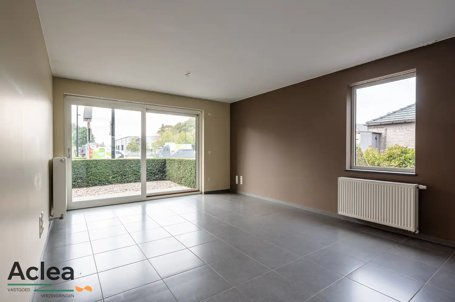 Ruim lichtrijk gelijkvloers appartement met 2 terrassen en garage foto 3