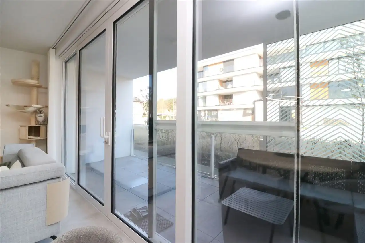 Gelijkvloers app., twee slpk, zonnig terras in centrum foto 40