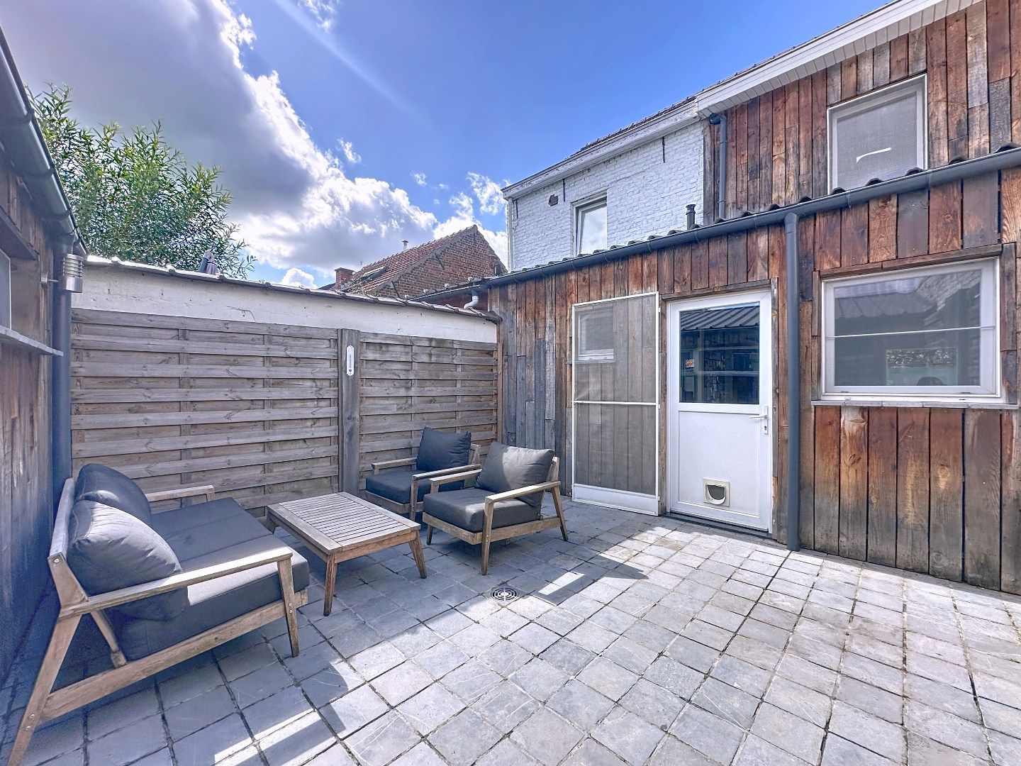 Rijwoning met knusse buitenruimte te Kessel-Lo! foto 17