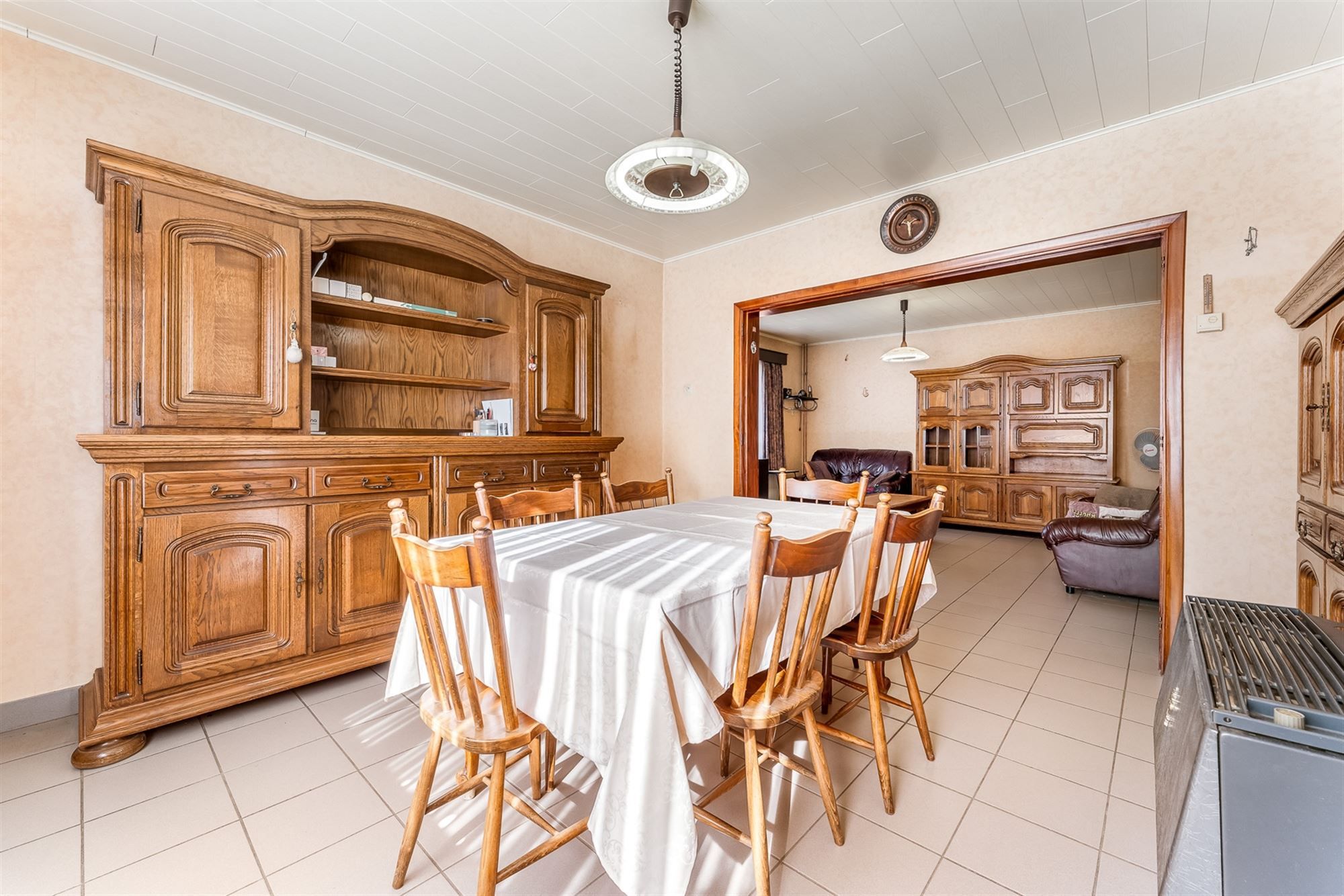 OP TE FRISSEN WONING MET 4 SLAAPKAMERS RUSTIG GELEGEN OP EEN UITGESTREKT PERCEEL VAN 16A75CA TE HAM foto 7